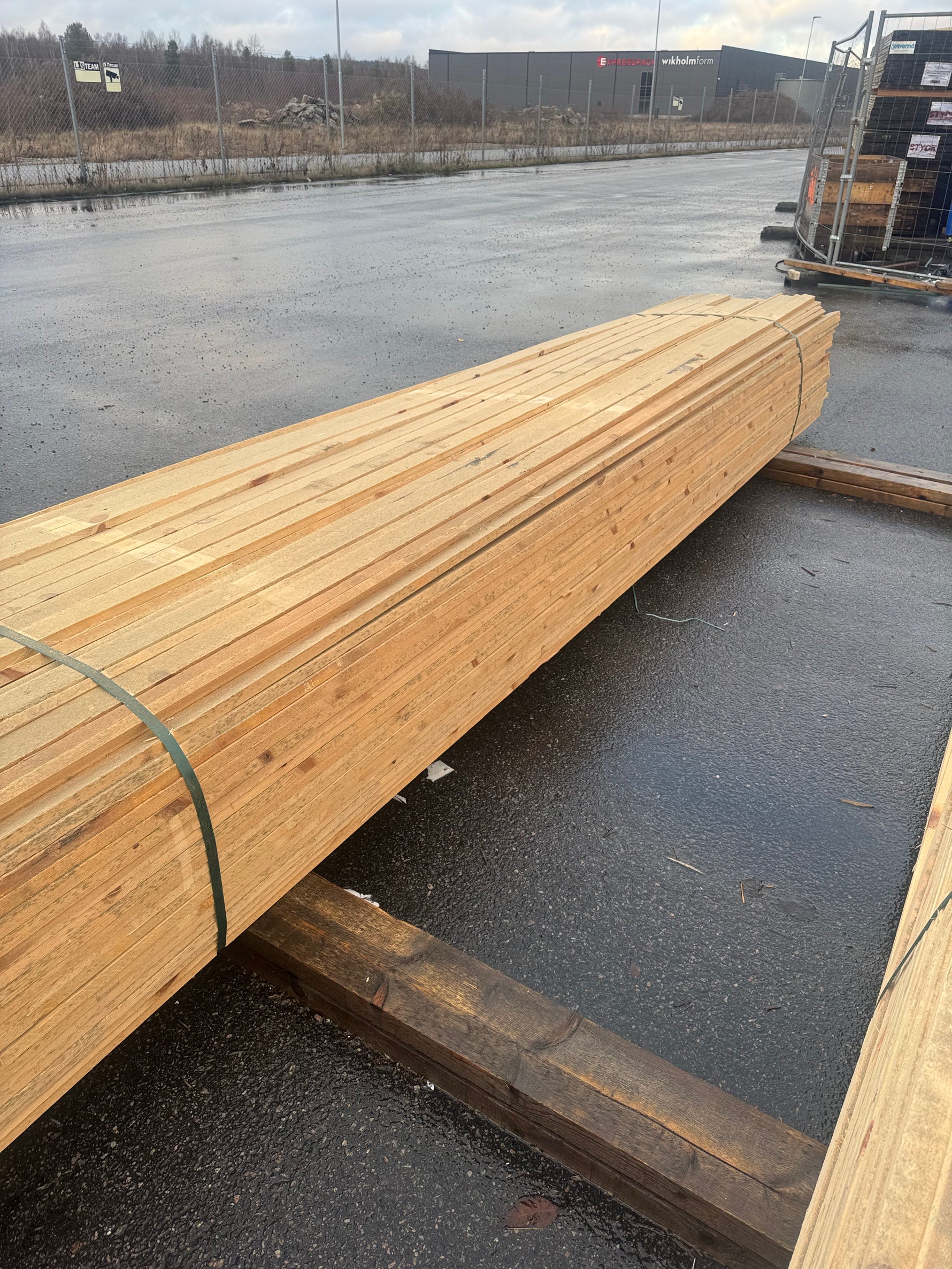 Paket Läkt 19x52 – 342 st (4,2–4,8 m, ohyvlade) - Spirec