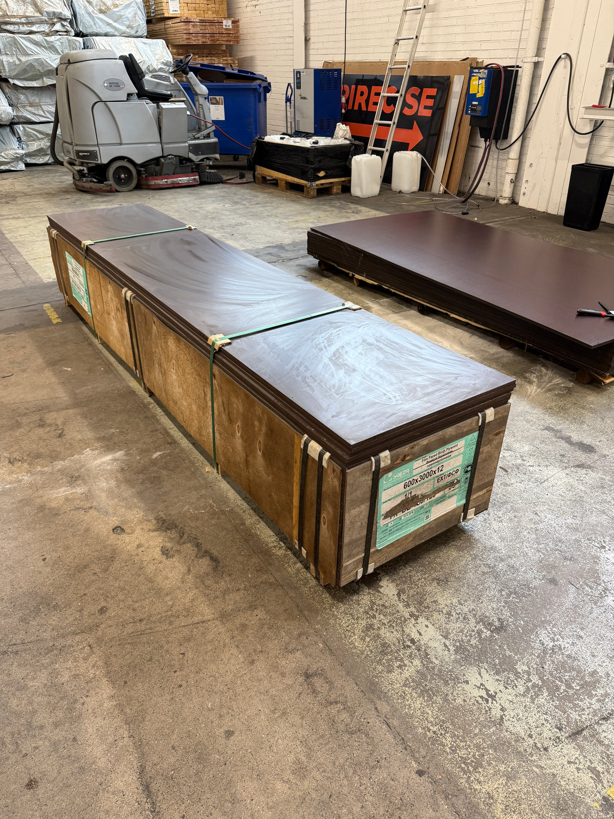 Paket Formplywood Björk 12x600x3000mm 38st