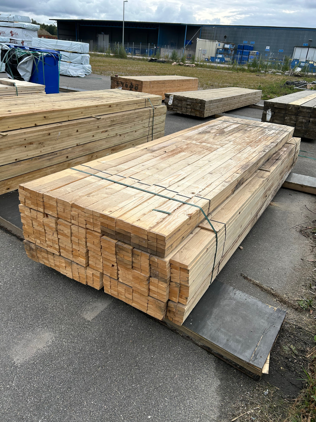 Paket Läkt 25x48mm 3,60m 430st – Fuktskadat