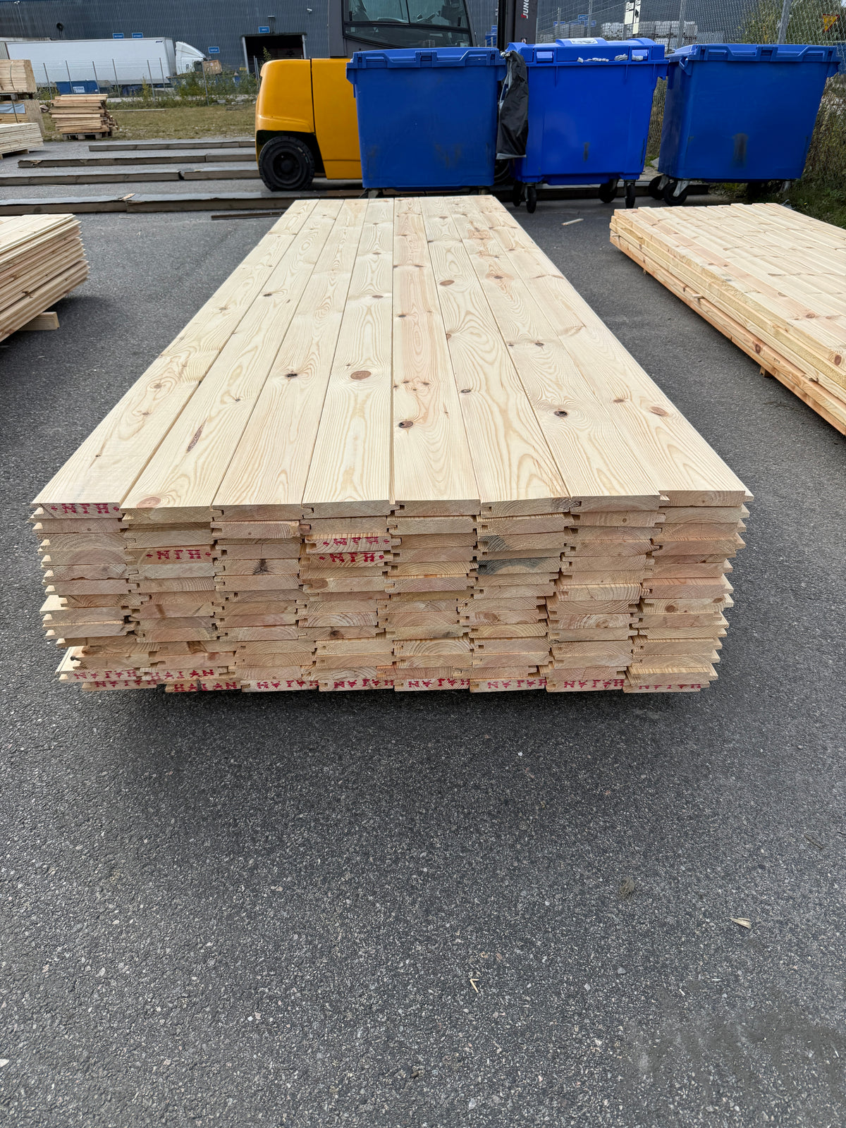 Paket Spontade Furu Brädor 27x145mm 3,60m – 112st (Andra Sortering)