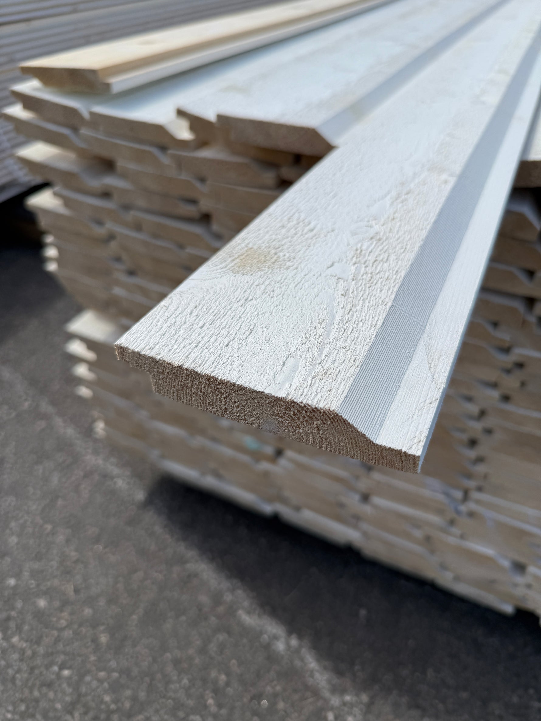 Paket Ytterpanel Enkelfas Halvspont 22x120mm, 221st 4.50m Grundmålad