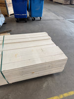 Paket Finsågade Brädor 22x120mm 5.40m Grundmålad 150st