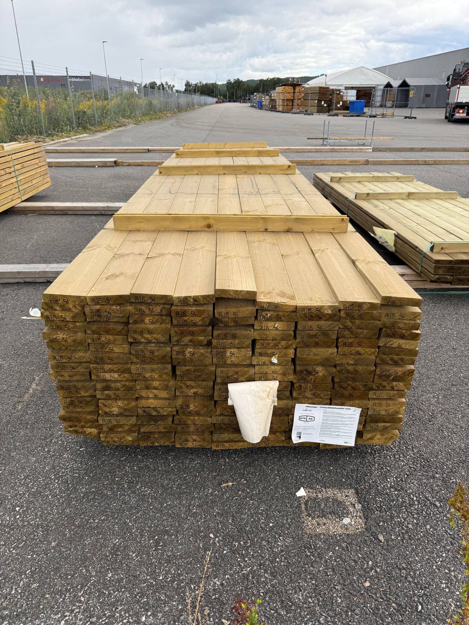Paket Tryckimpregnerad Trall 28×120 mm, 153 st 5,40 m (G4-2)