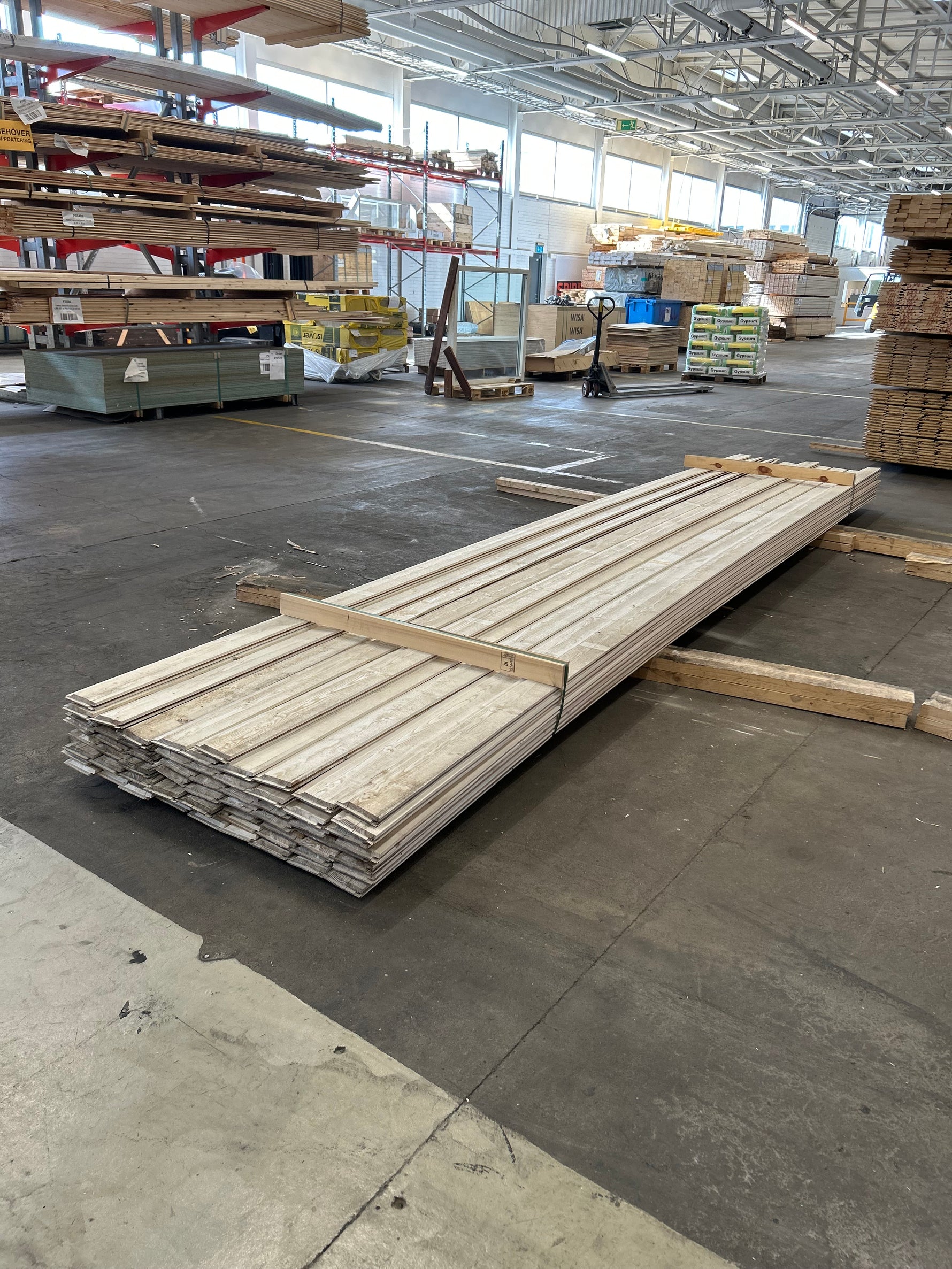 Paket Enkelfasspont Ändspont 22x120mm 5.40m 66st Grundmålad