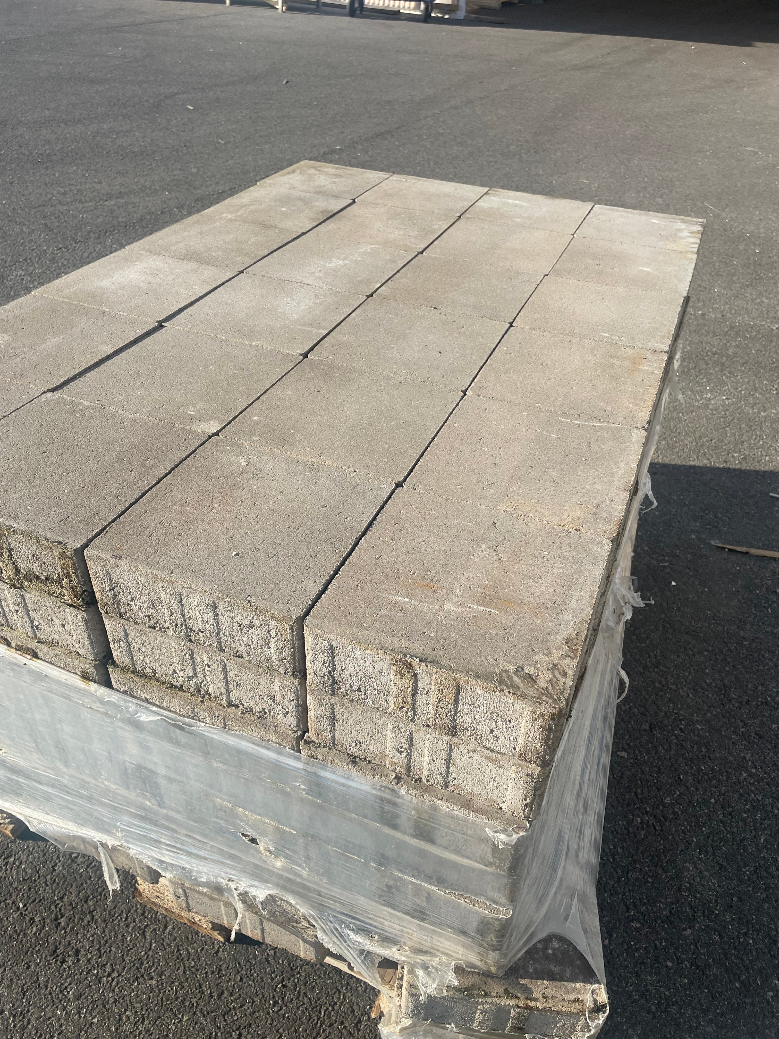 Betongplatta Scala 210x210x70 mm – Naturgrå (St Eriks)