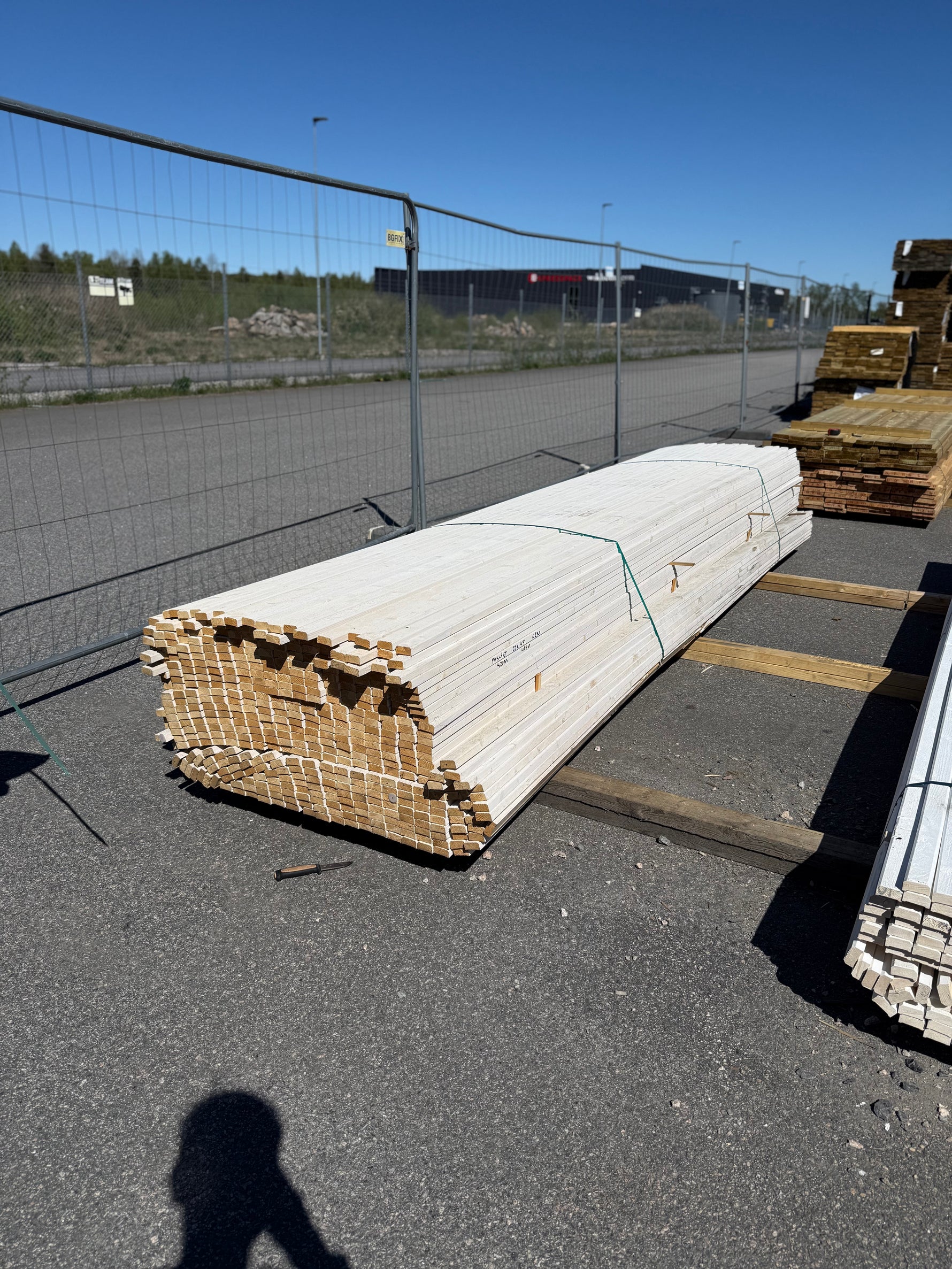 Paket Lockläkt 22x45mm, 489st 4.2m- Grundmålad
