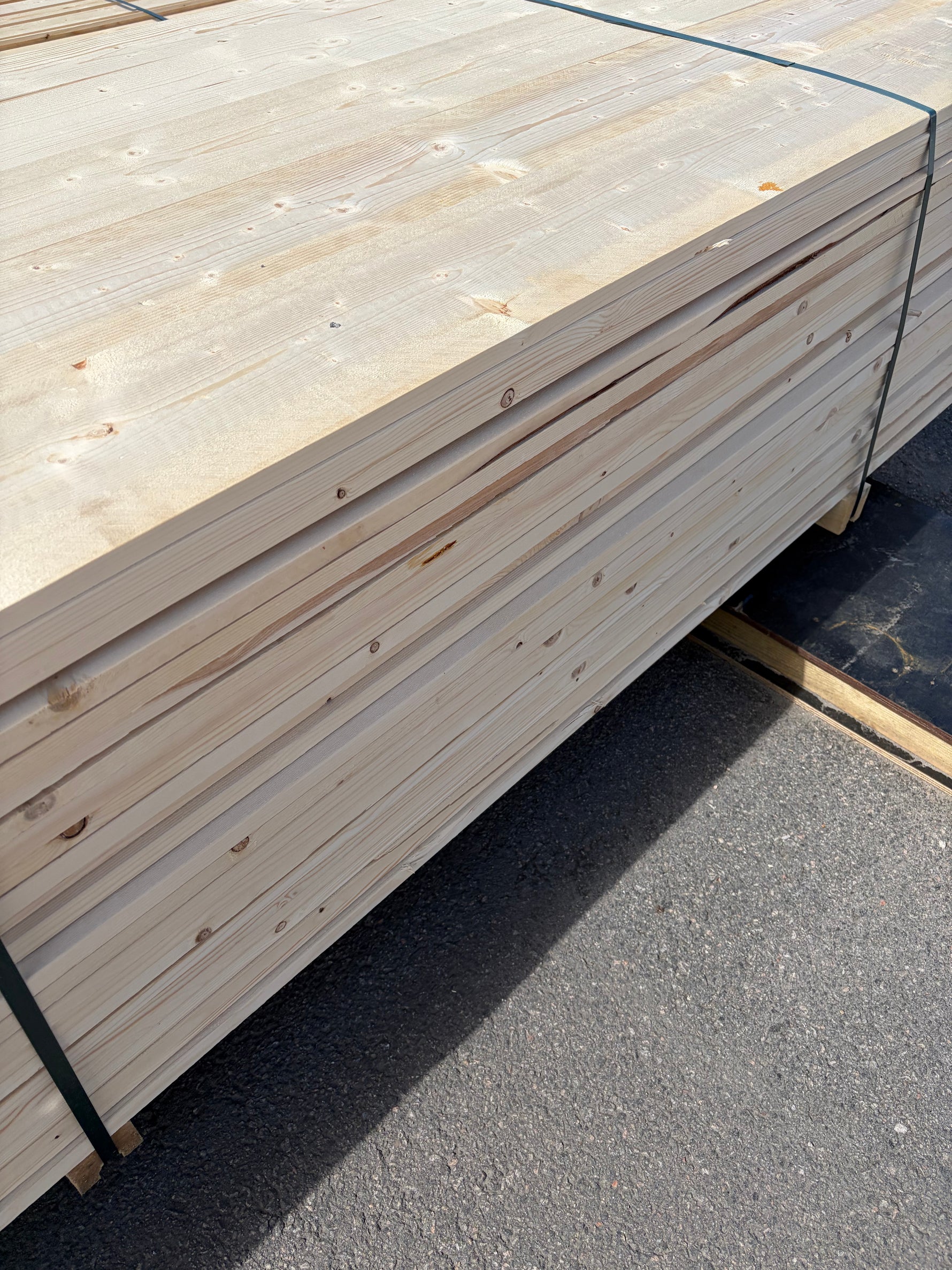 Paket Ytterpanel 22x195mm, 120st 3,60–4,20m (Andra sortering)