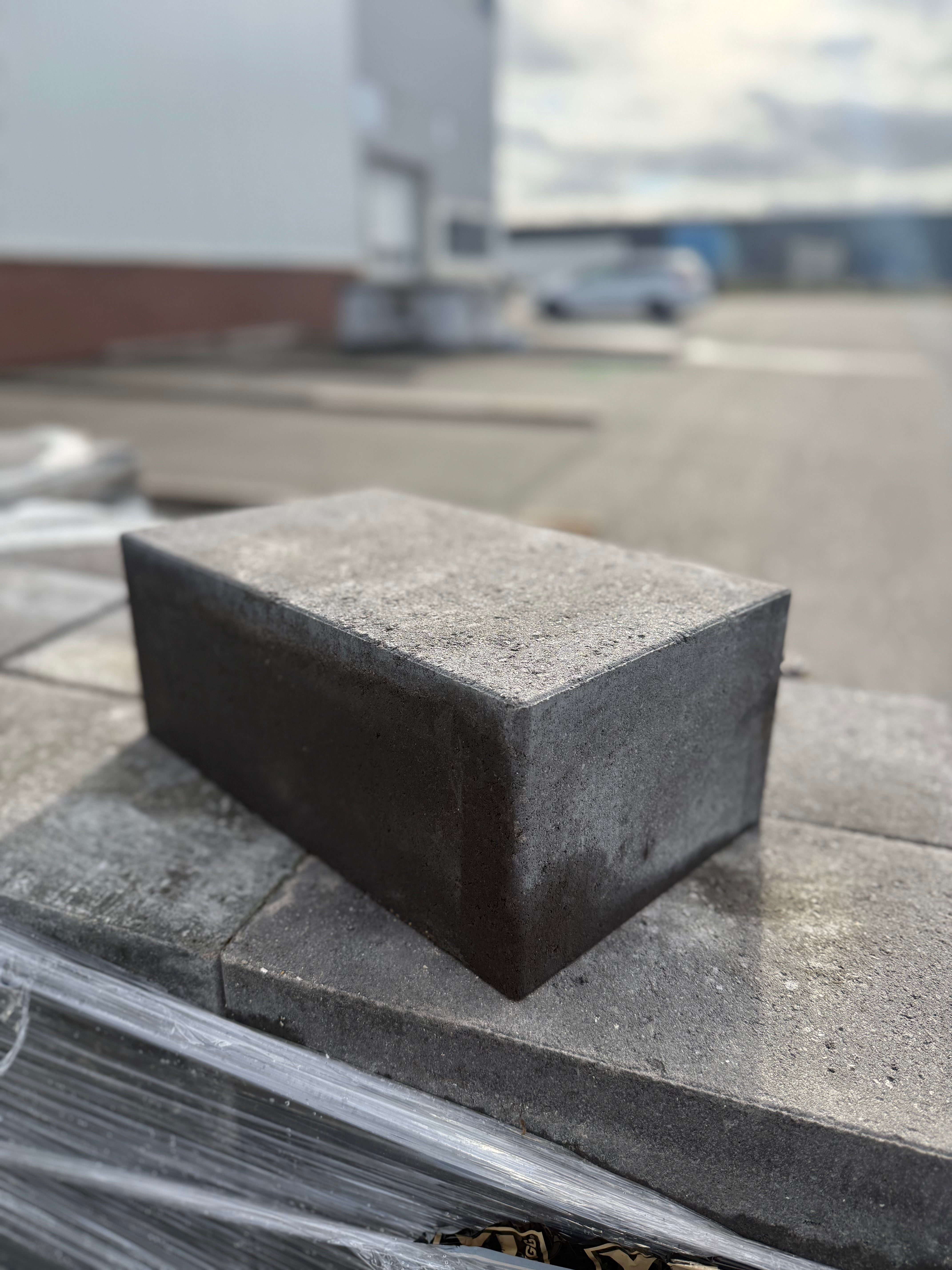 Kantblock 250x500x130mm – Antracit