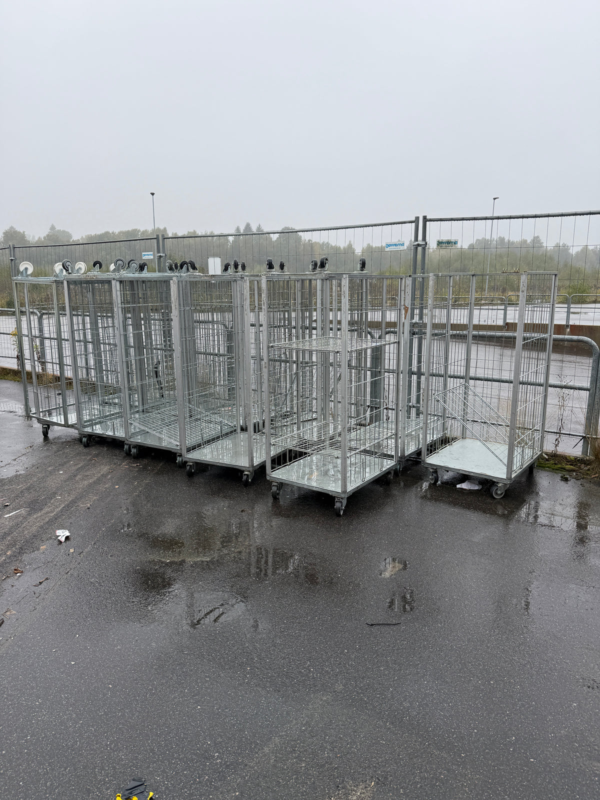 Parti Tresidiga Rullcontainrar – 17 st