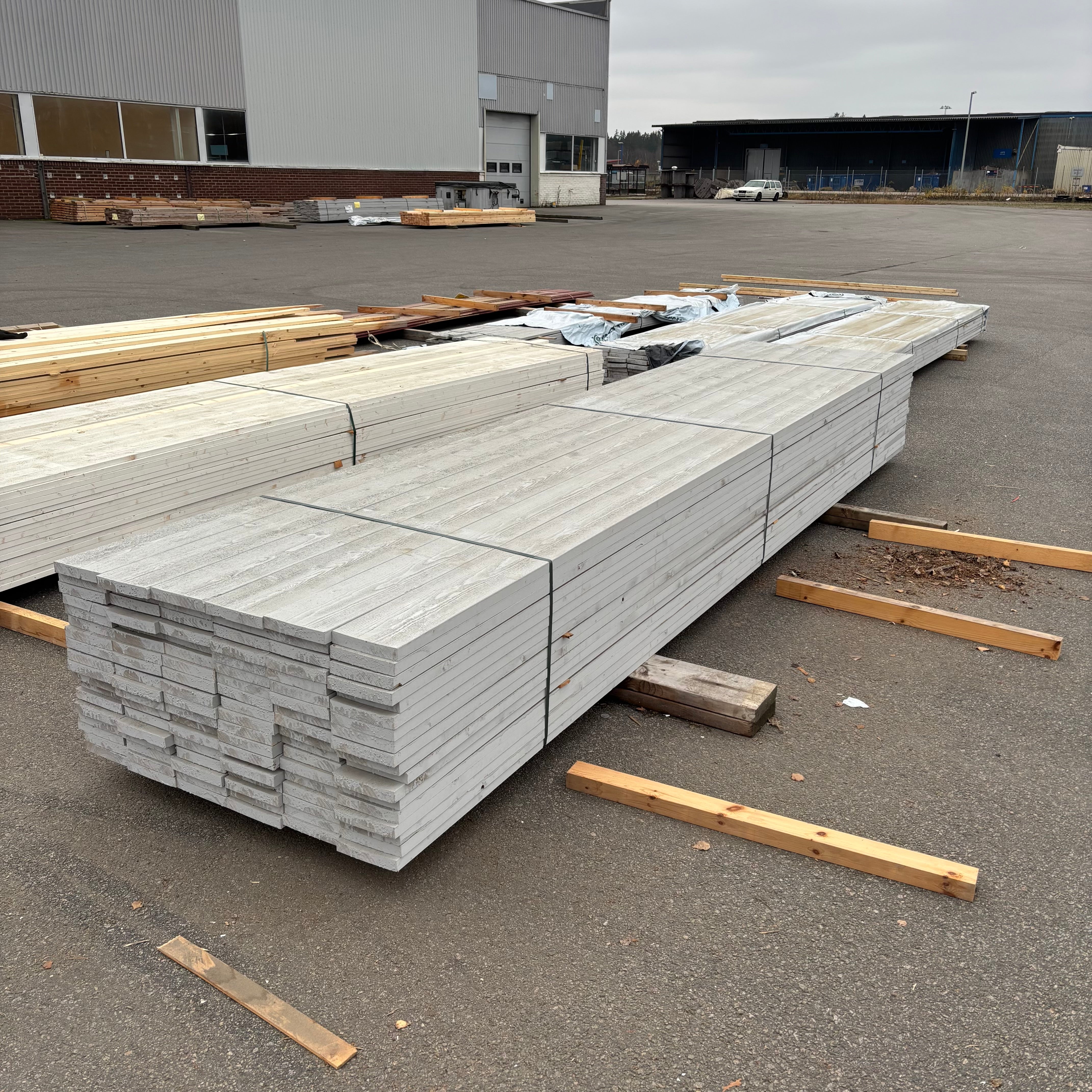 Paket Ytterpanel Finsågad 28x170mm – 108 st (4,80 m, Grå NCS S3000-N)