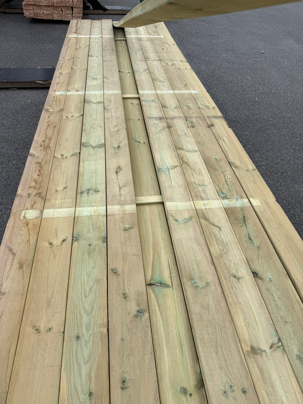 Paket Tryckimpregnerad Trall 28x120mm, 153st 4,20m (G4-2)
