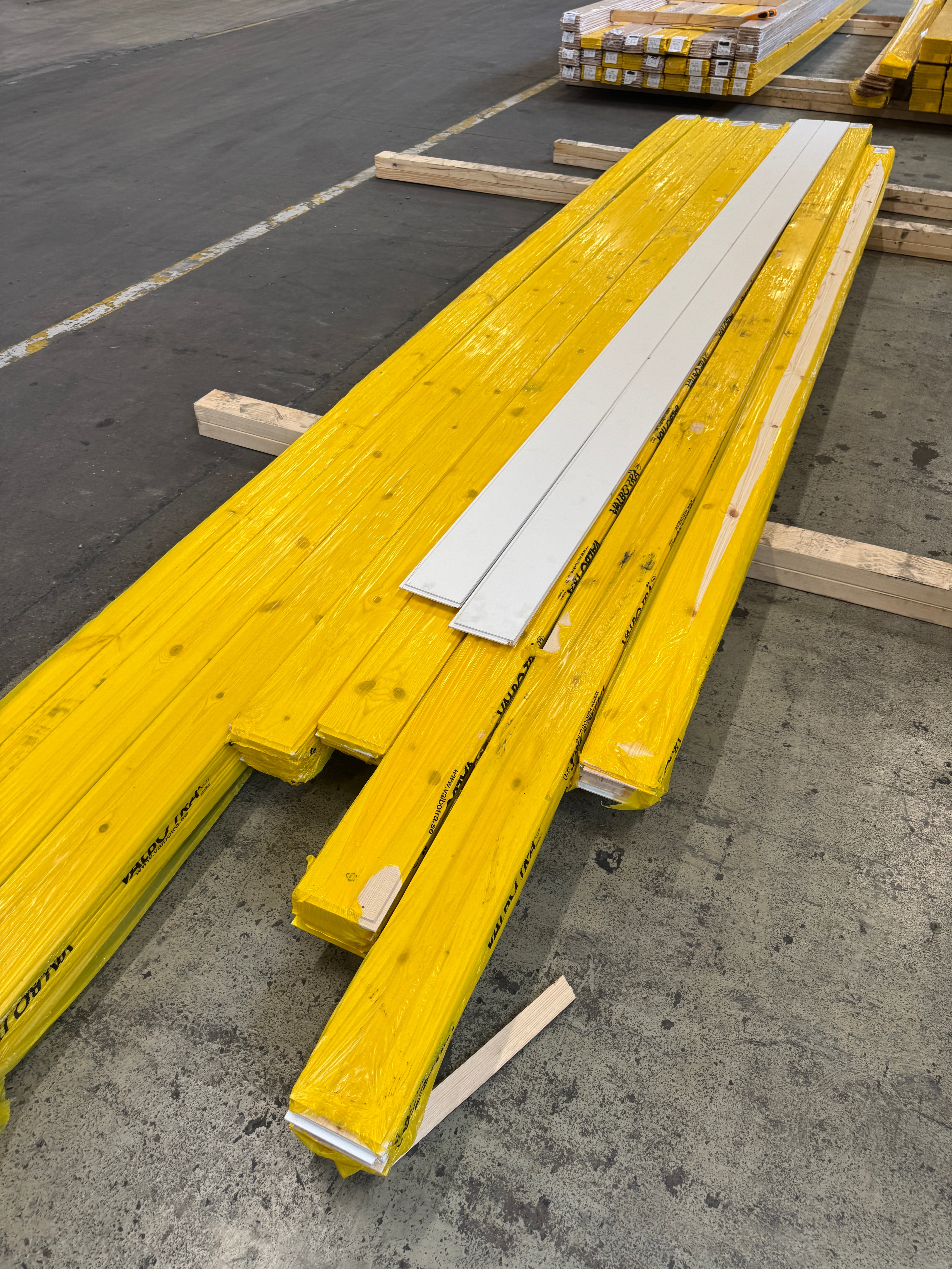 Paket Innerpanel 15x120mm – 8 pkt (3,90–4,76 m, furu, vitmålad)