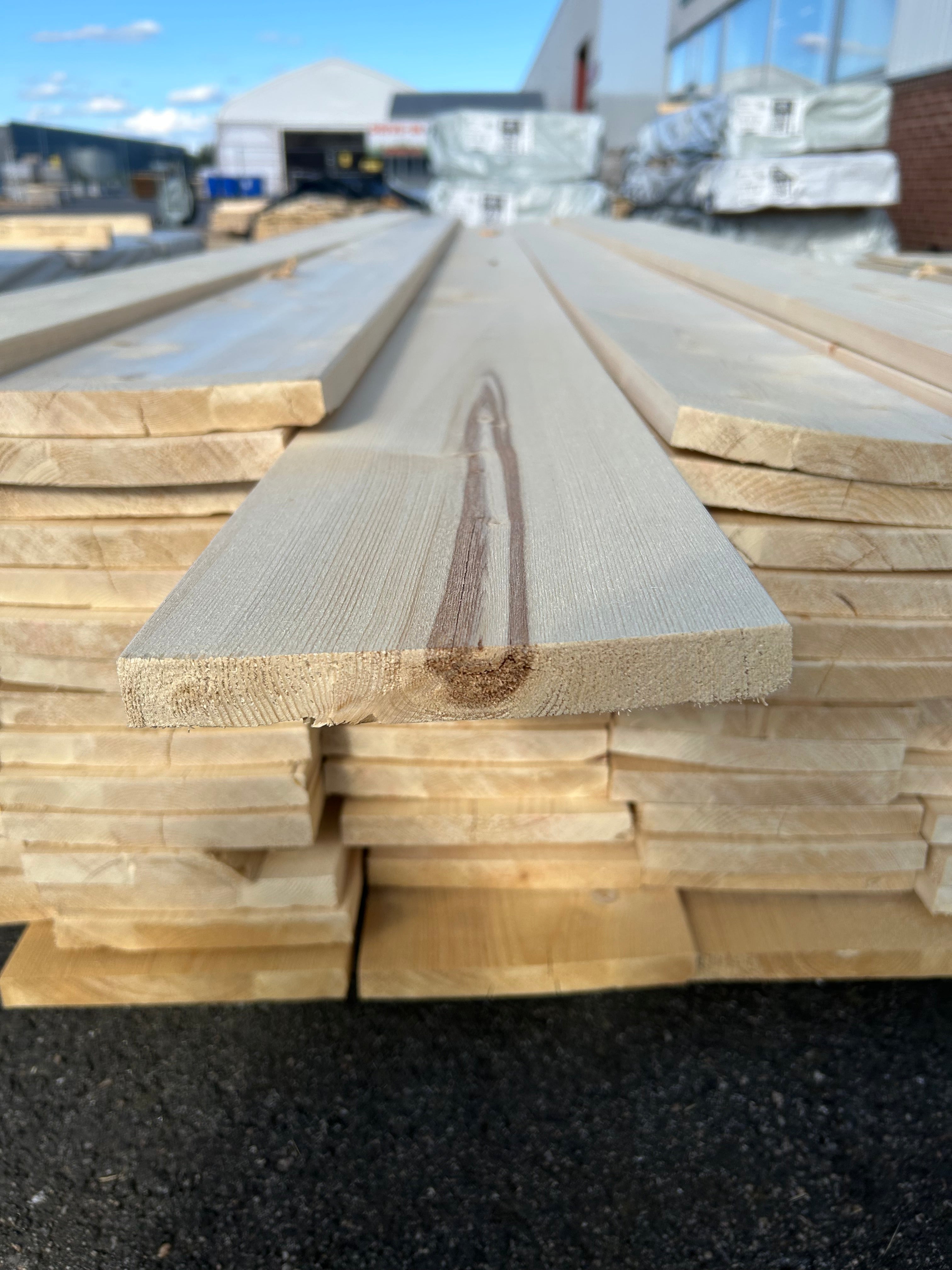 Paket Finsågad Panel 22x170mm 82st 3.60–5.40m – Andra sortering