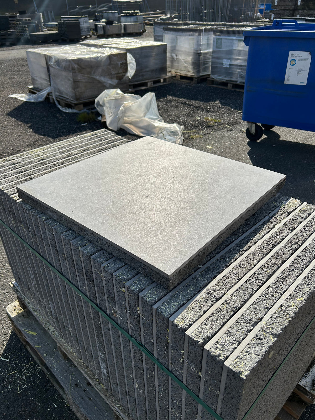 Pall GeoCeramica Impasto Grå 600×600×40 mm – 28 st, 10,08 m²