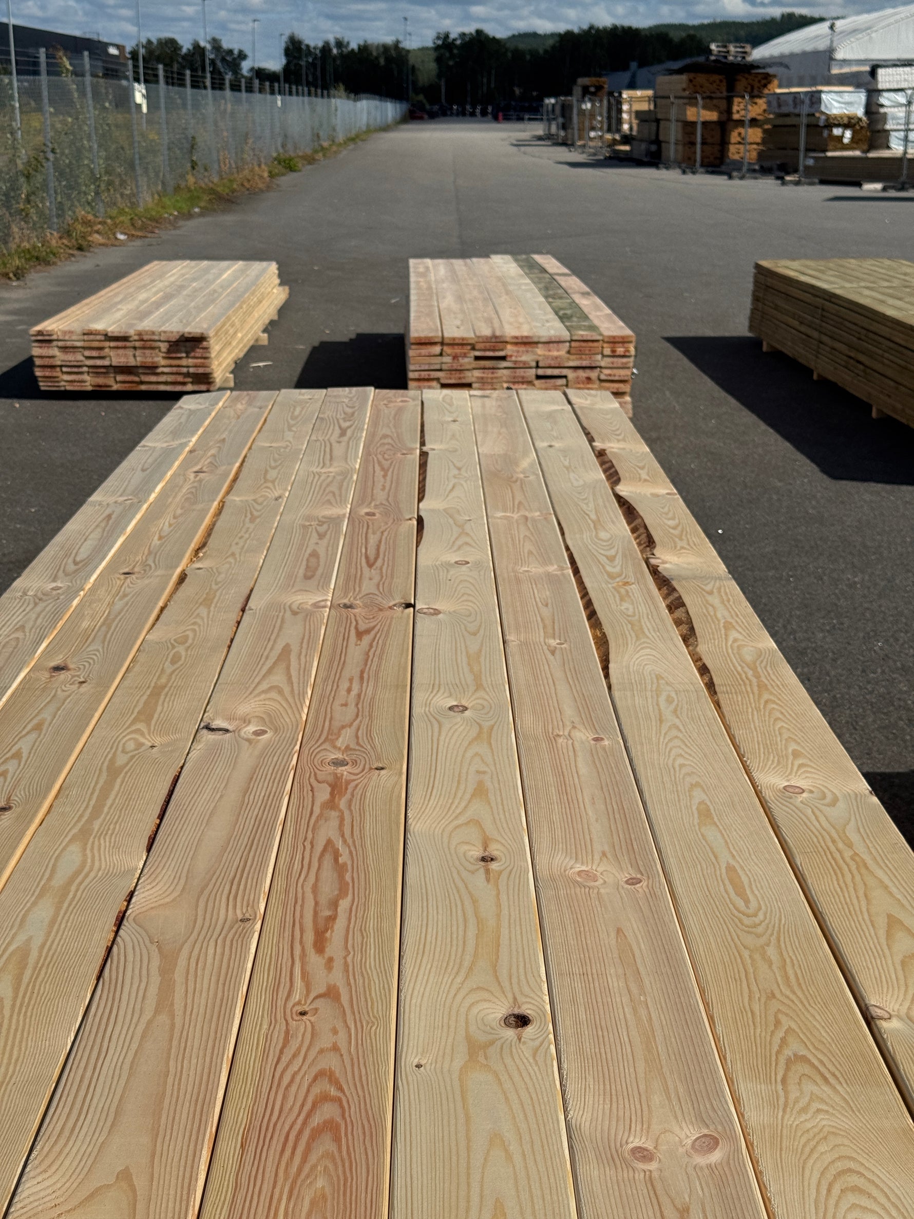 Paket Hyvlad 28x120 – 270st – 4.80 m – ANDRASORTERING