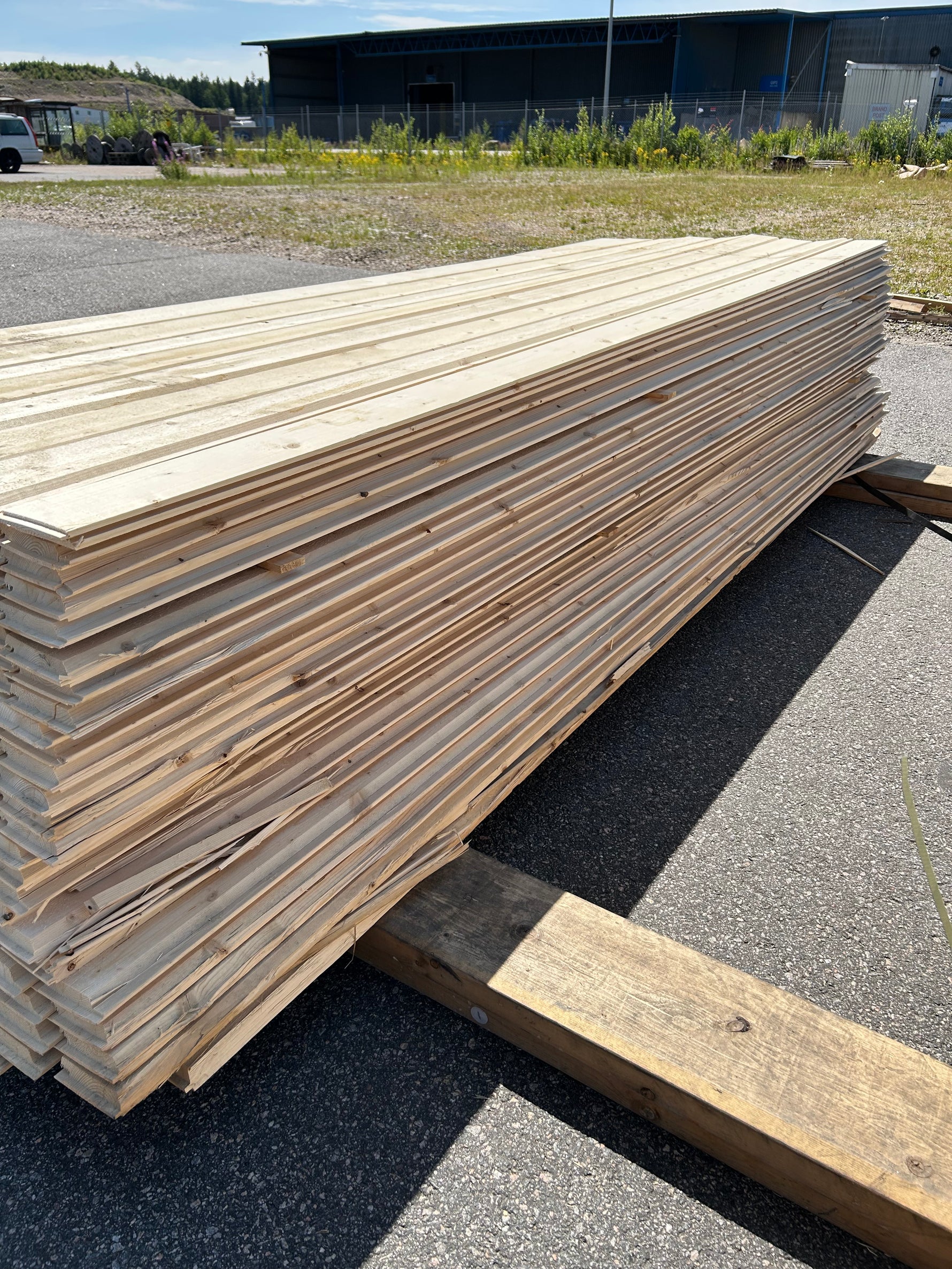 Paket Ytterpanel Enkelfas 22x120mm 225st 3.0m Obehandlade