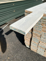 Paket Finsågade Brädor 22×95 mm 3,90 m 275 st Grundmålade