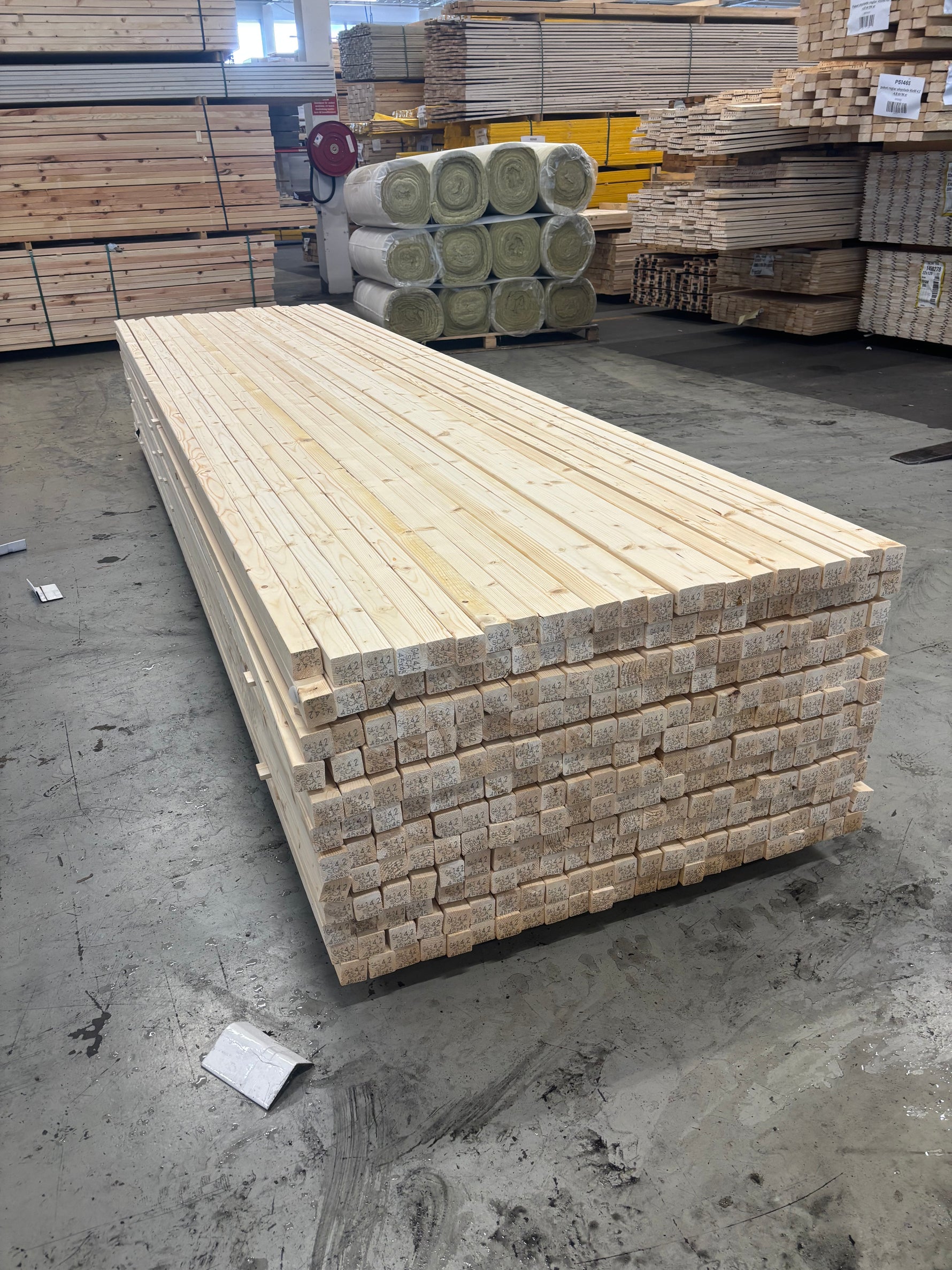 Paket Felhyvlade Reglar 45x45mm 4,20m 276st