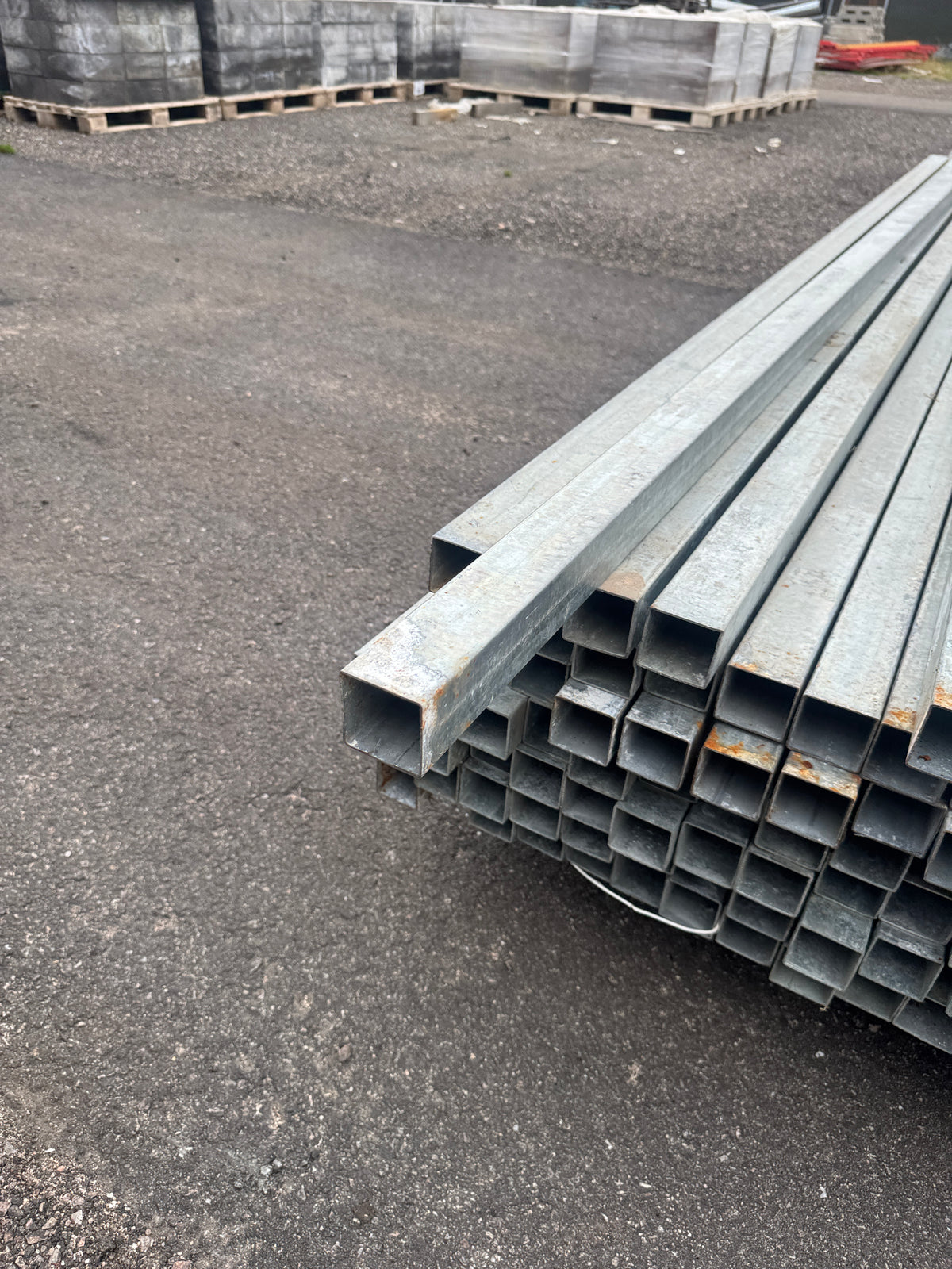 Pall Galvade Stängselstolpar 50x50mm – 2,76m – ca 80st