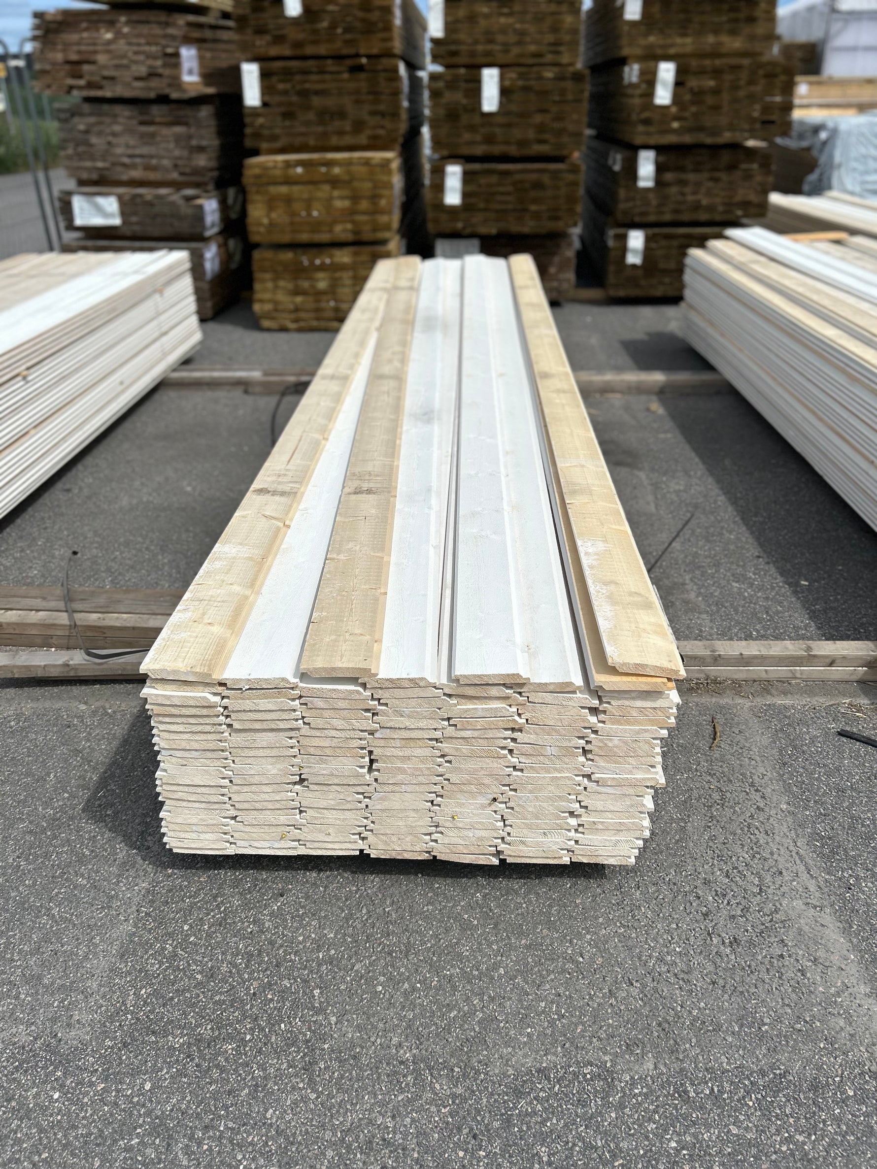 Paket Dubbelfas Halvspont 22x145mm 4.50-4.80m 140st Grundmålad