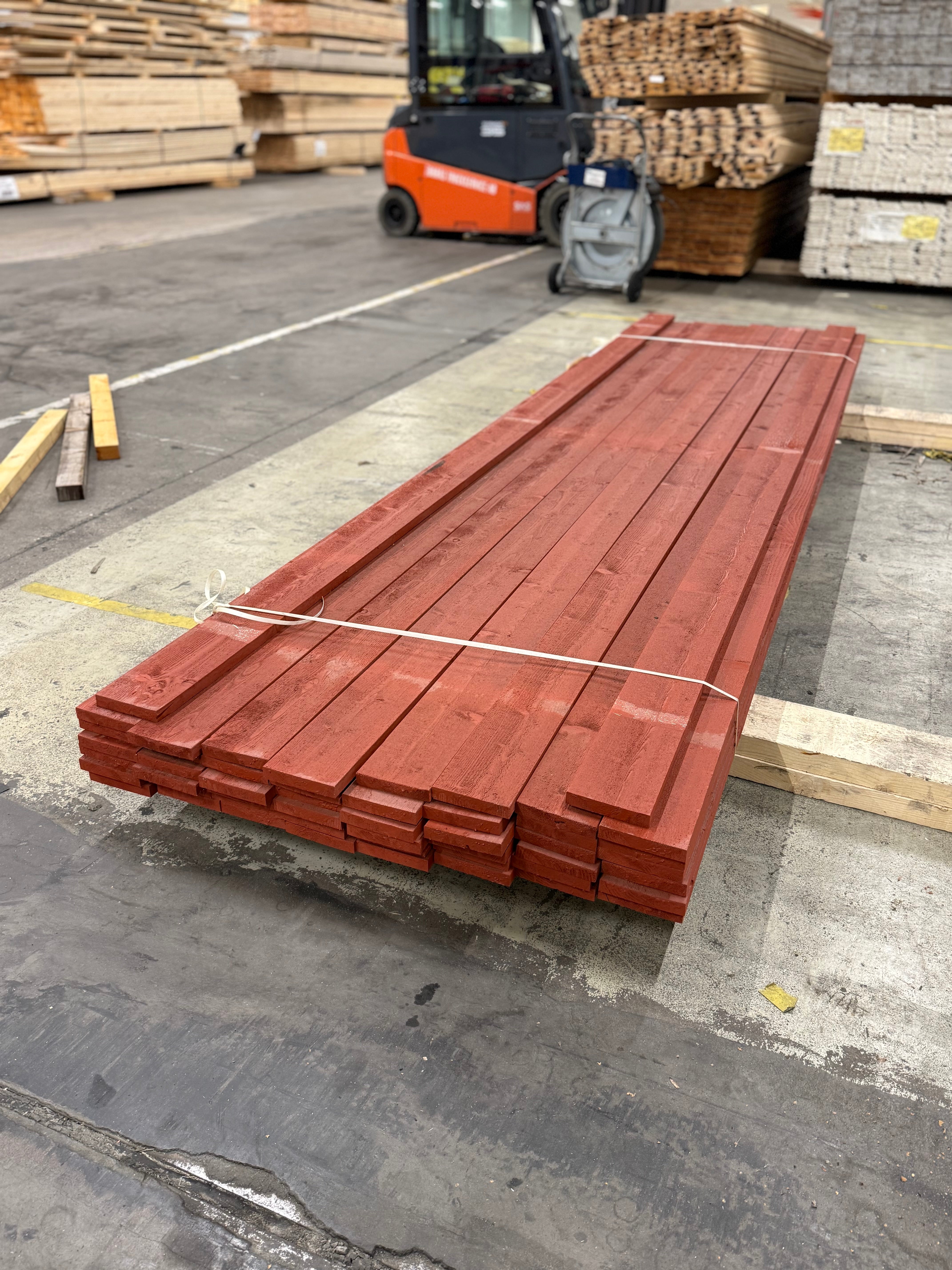 Paket Finsågad Bräda 21x120 mm – 50 st (3,60 m, Målad NCS S 4050-Y80R)