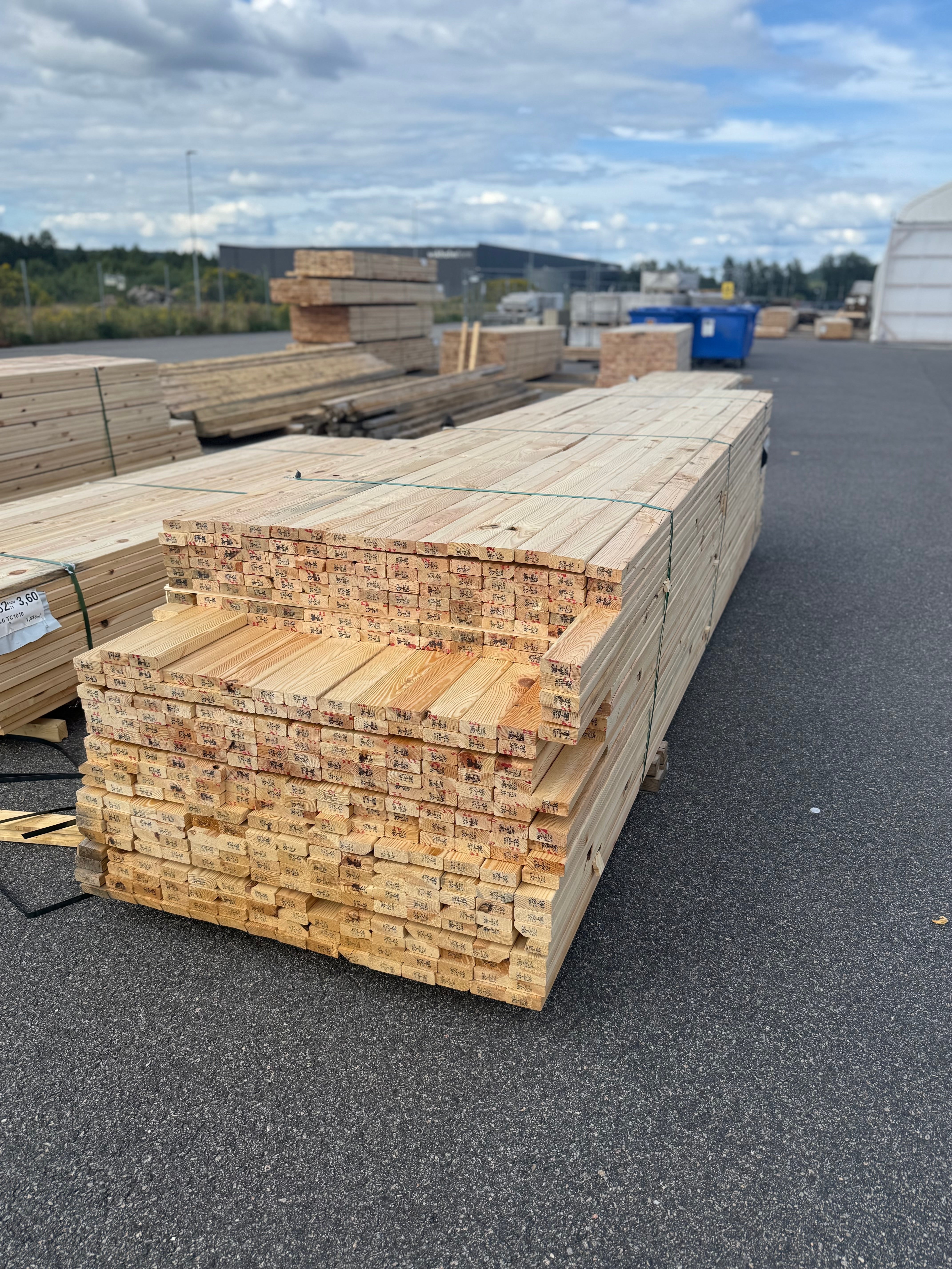 Paket Glespanel28x70mm furu 390st