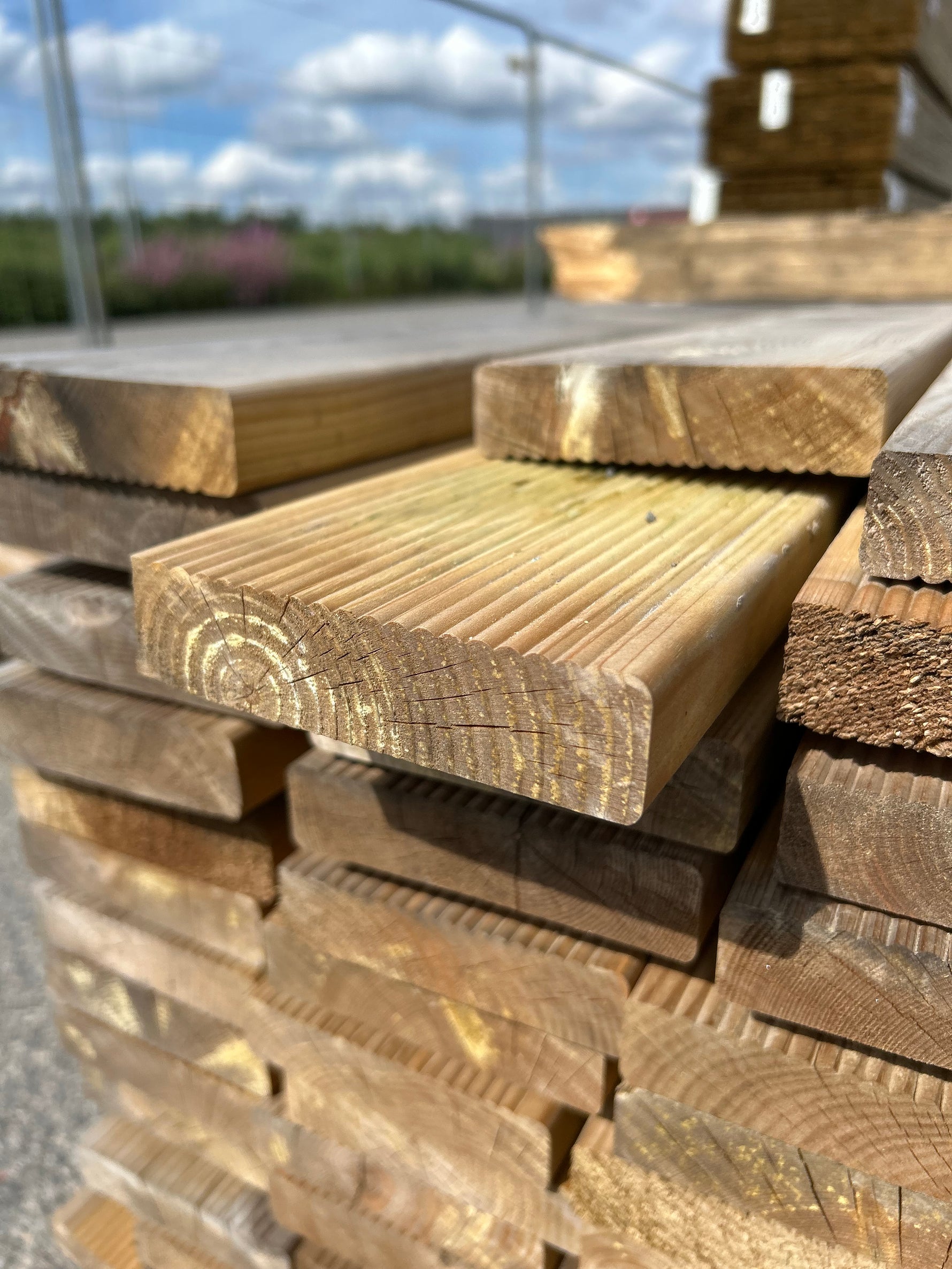 Paket Tryckimpregnerad Rillad Trall 28x120mm, 144st 4.20m