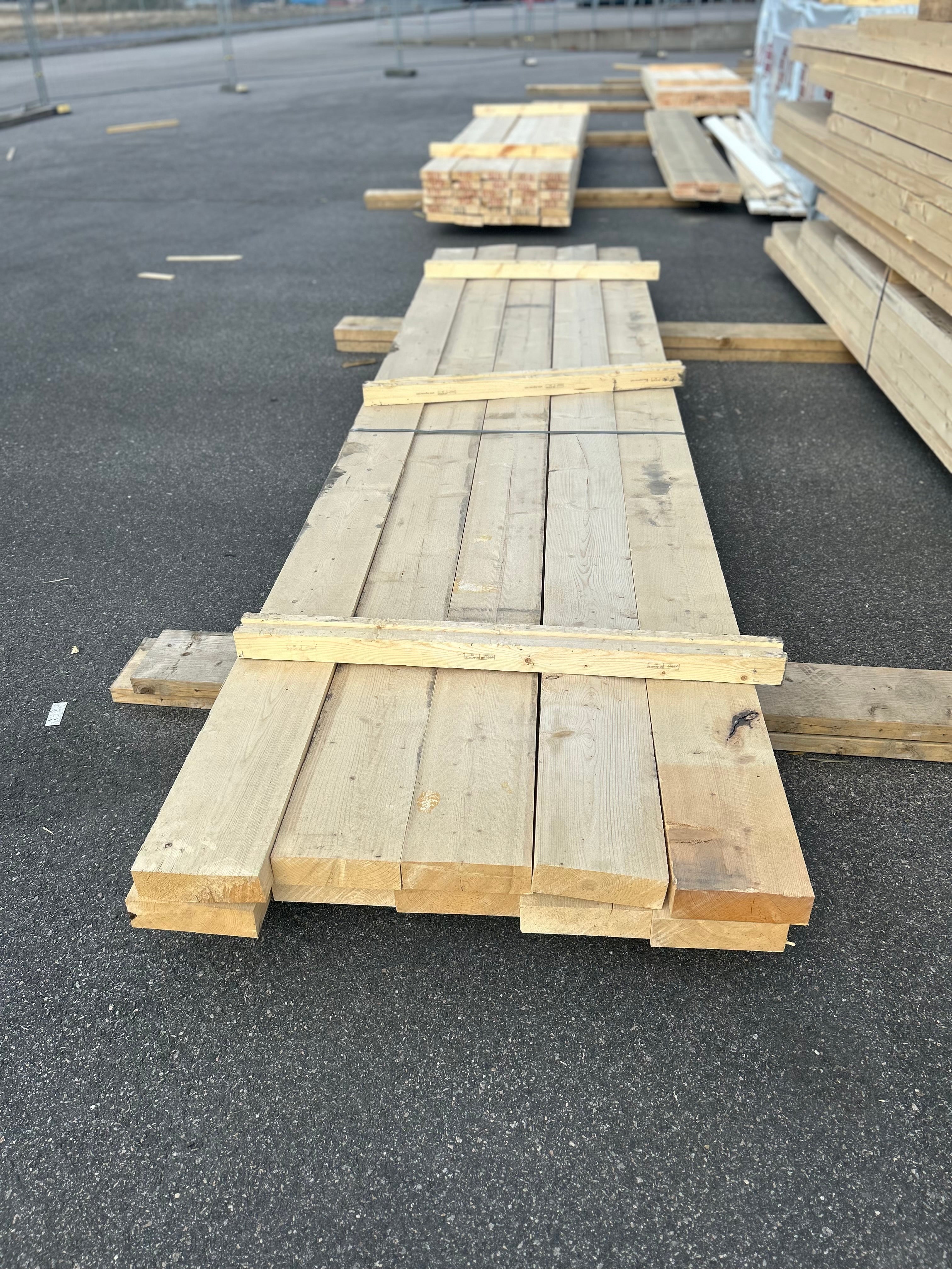 Paket Ohyvlade Reglar 63x195 10st. 4.20m