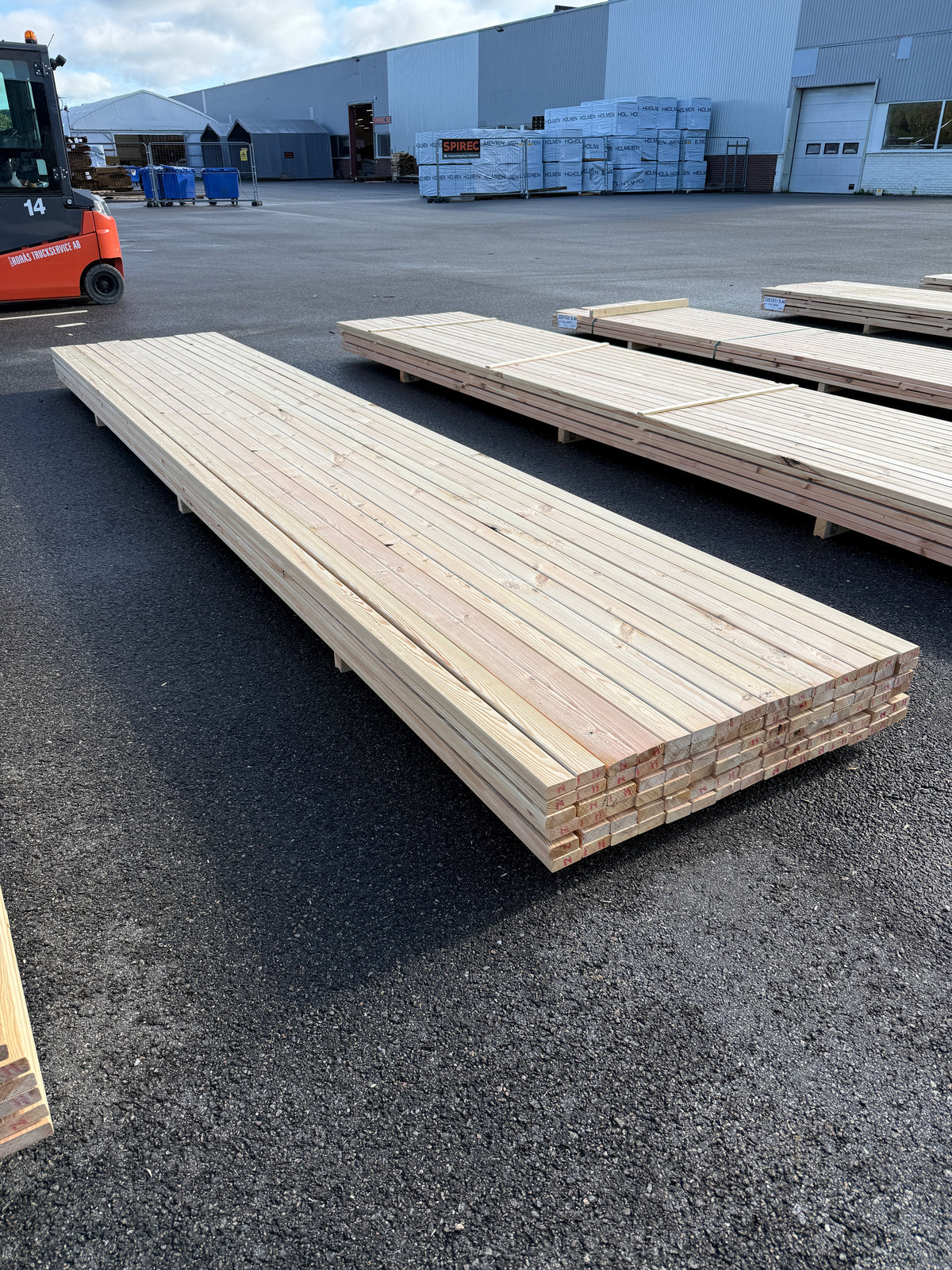 Parti Glespanel 28×70 mm – 5,40 m Furu 90 st