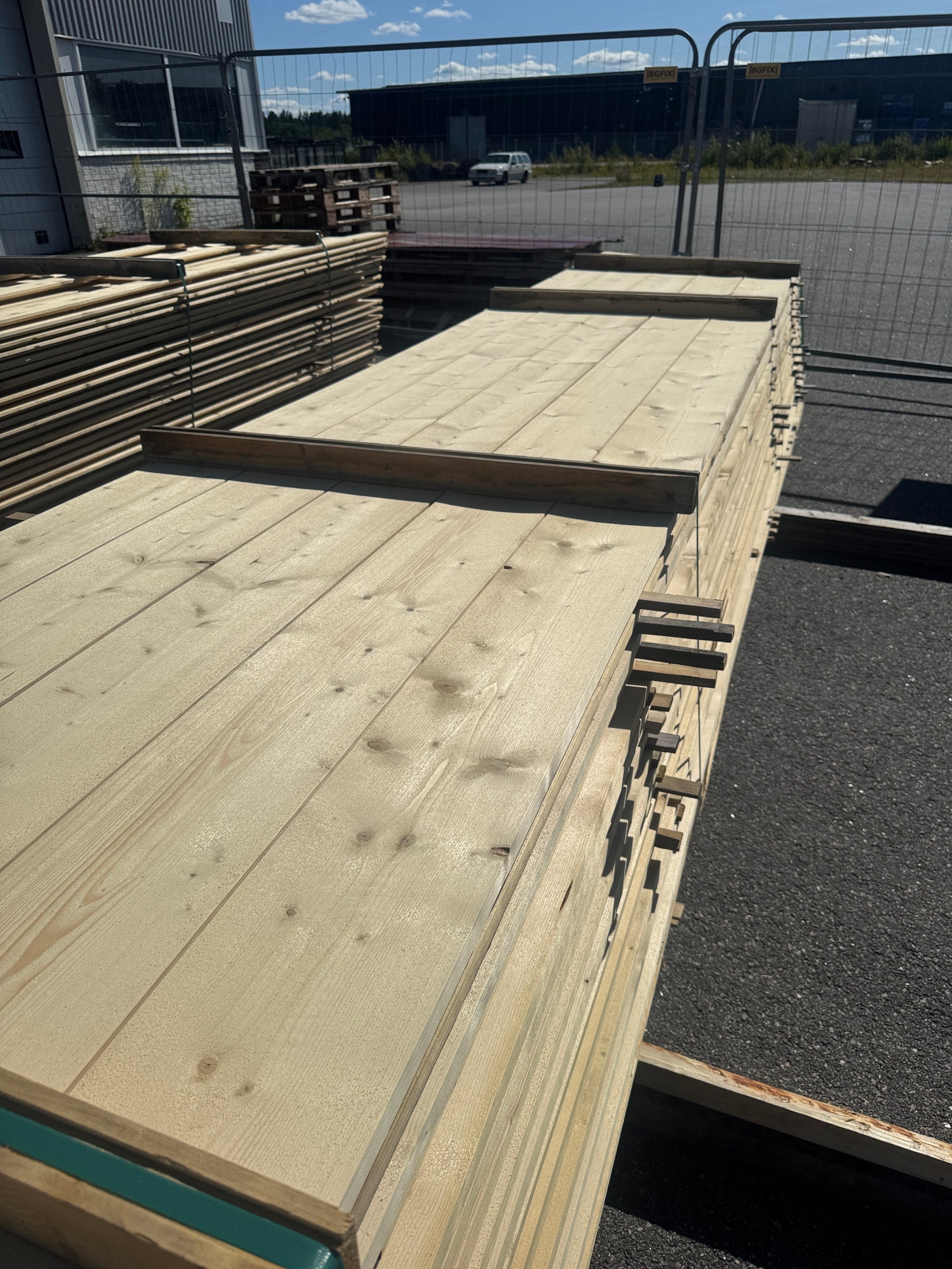 Paket Finsågade Brädor 22x195mm 5,40m 125st B-sortering