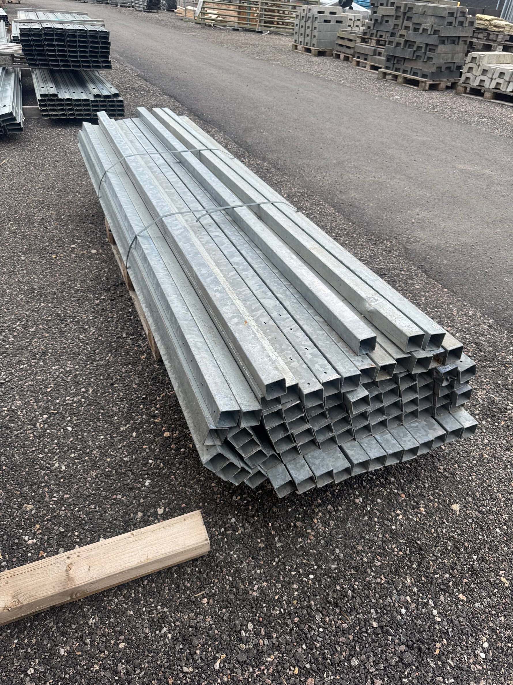 Pall Stängselstolpar – Galvad 50x50mm, 82st 2,76m