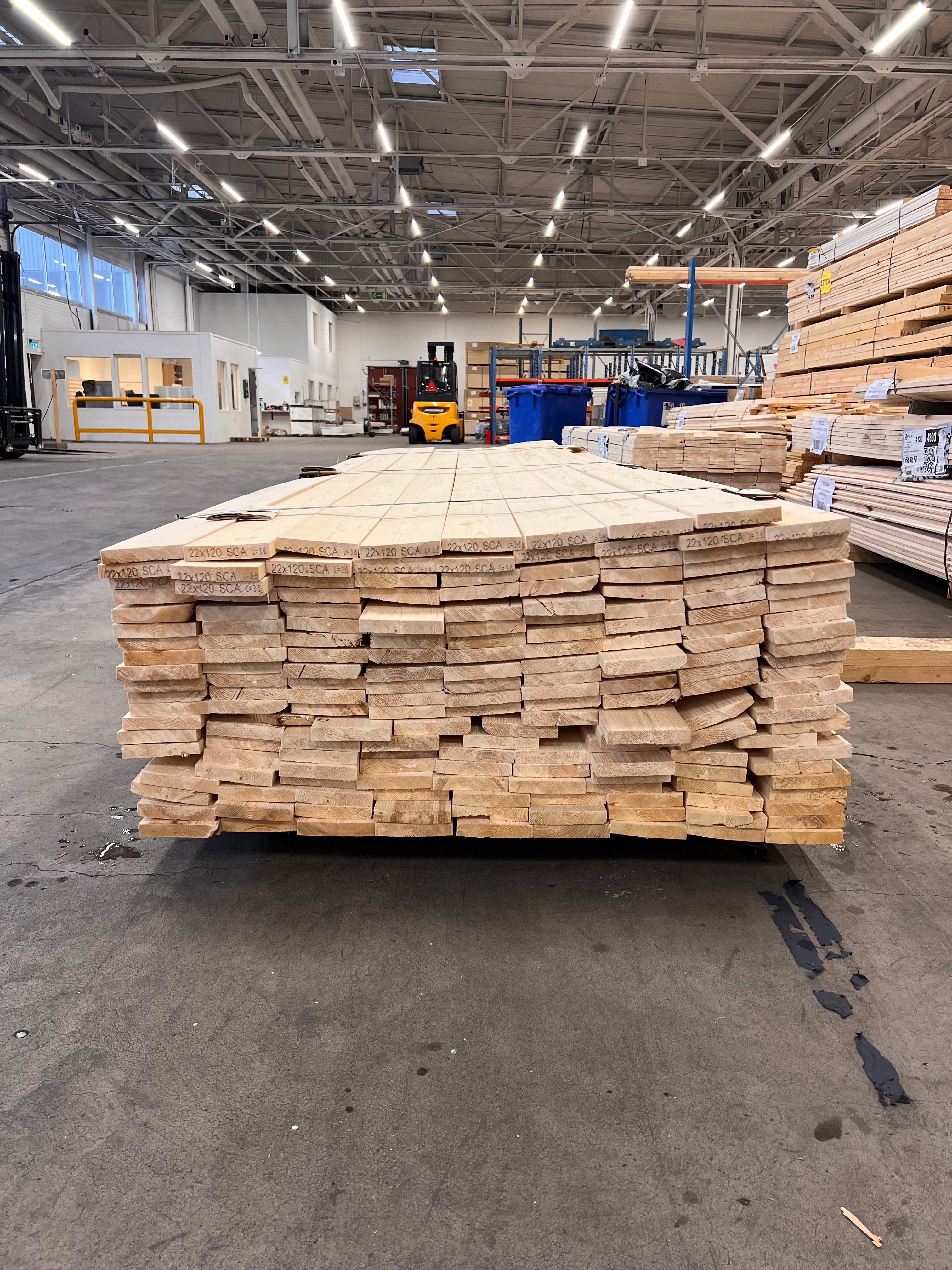 Paket Ytterpanelbrädor 22x120 179st 3,60- 4,80m (B-Sortering)