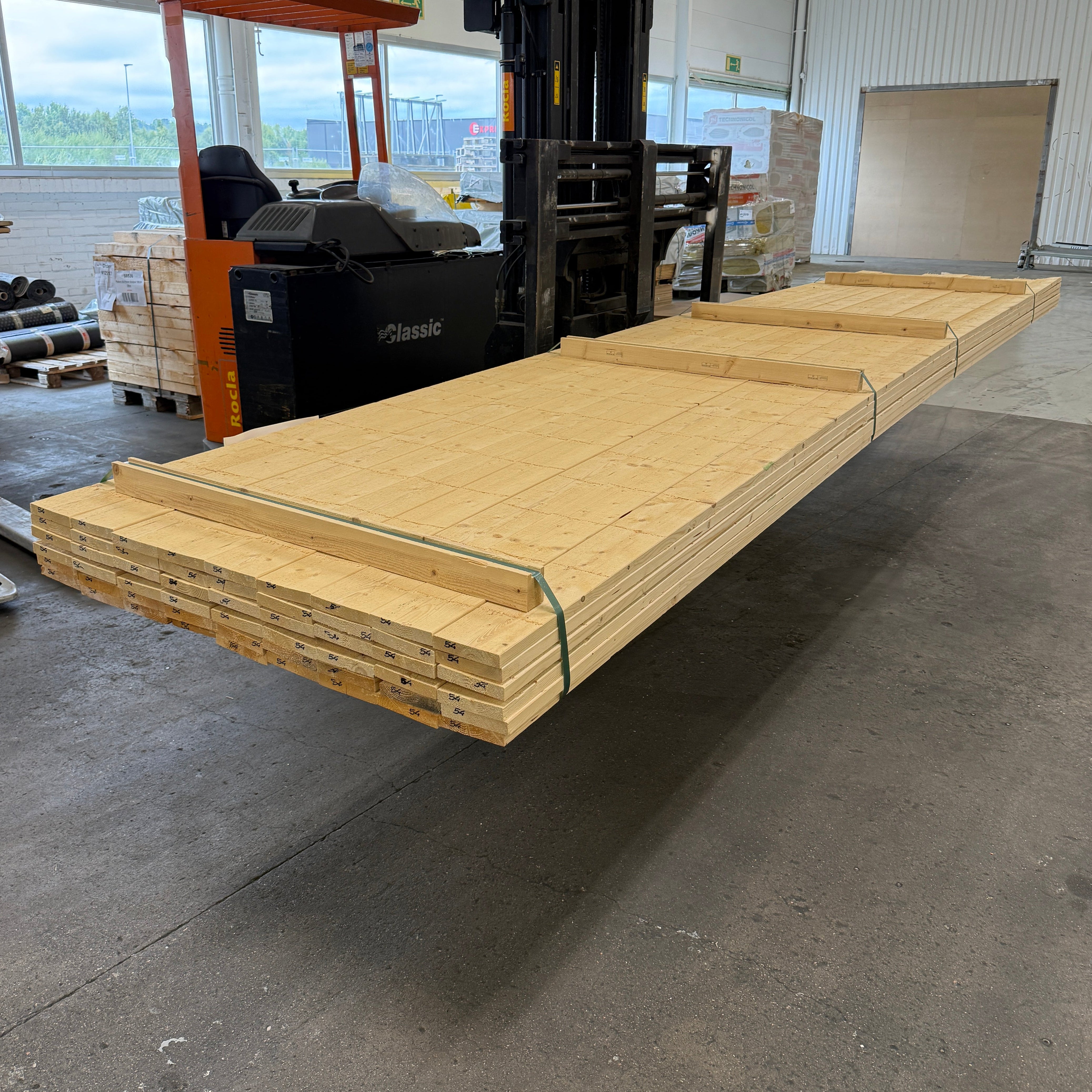 Parti Finsågade Brädor 22x120mm – 54st, 5,40m (Revor)