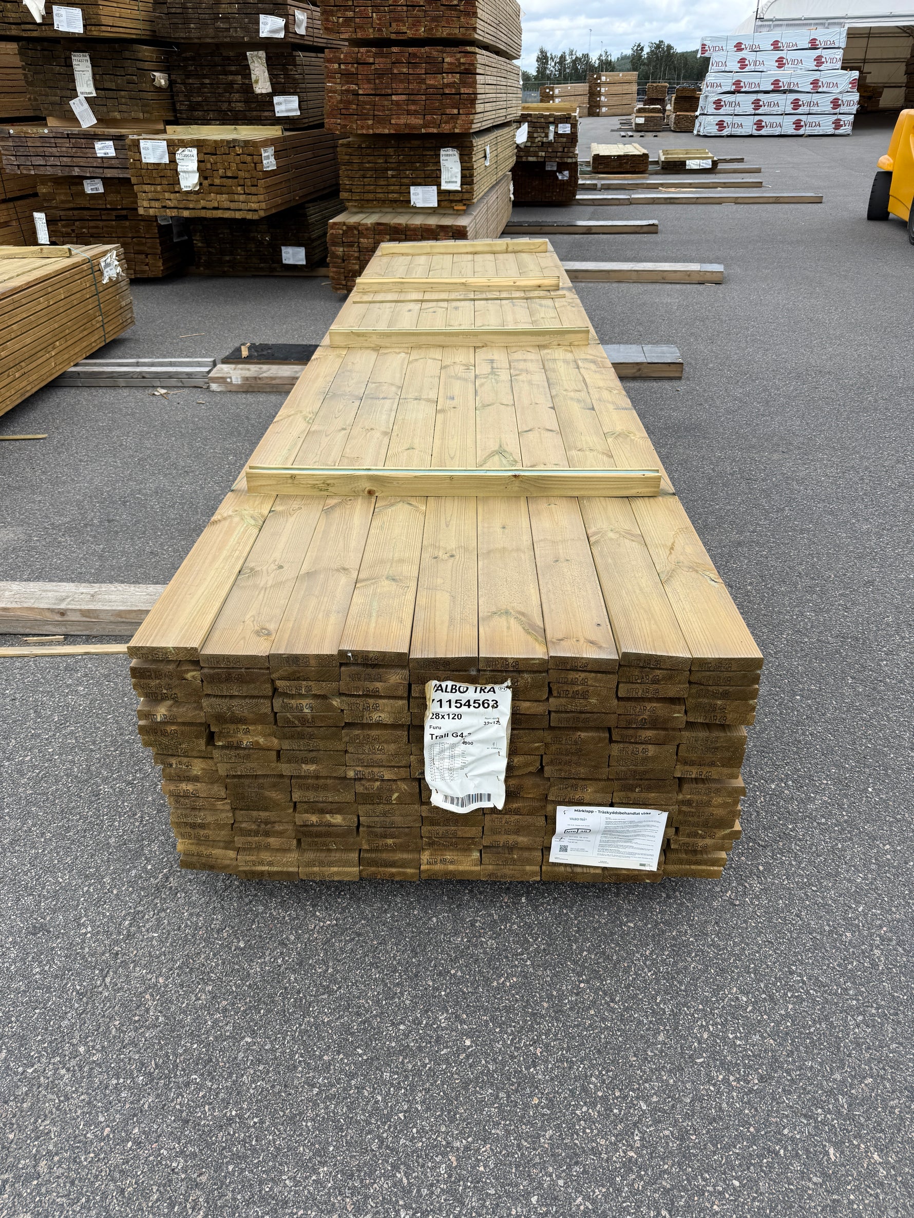 Paket Tryckimpregnerad Trall 28x120mm 4.80m 153st G4-3