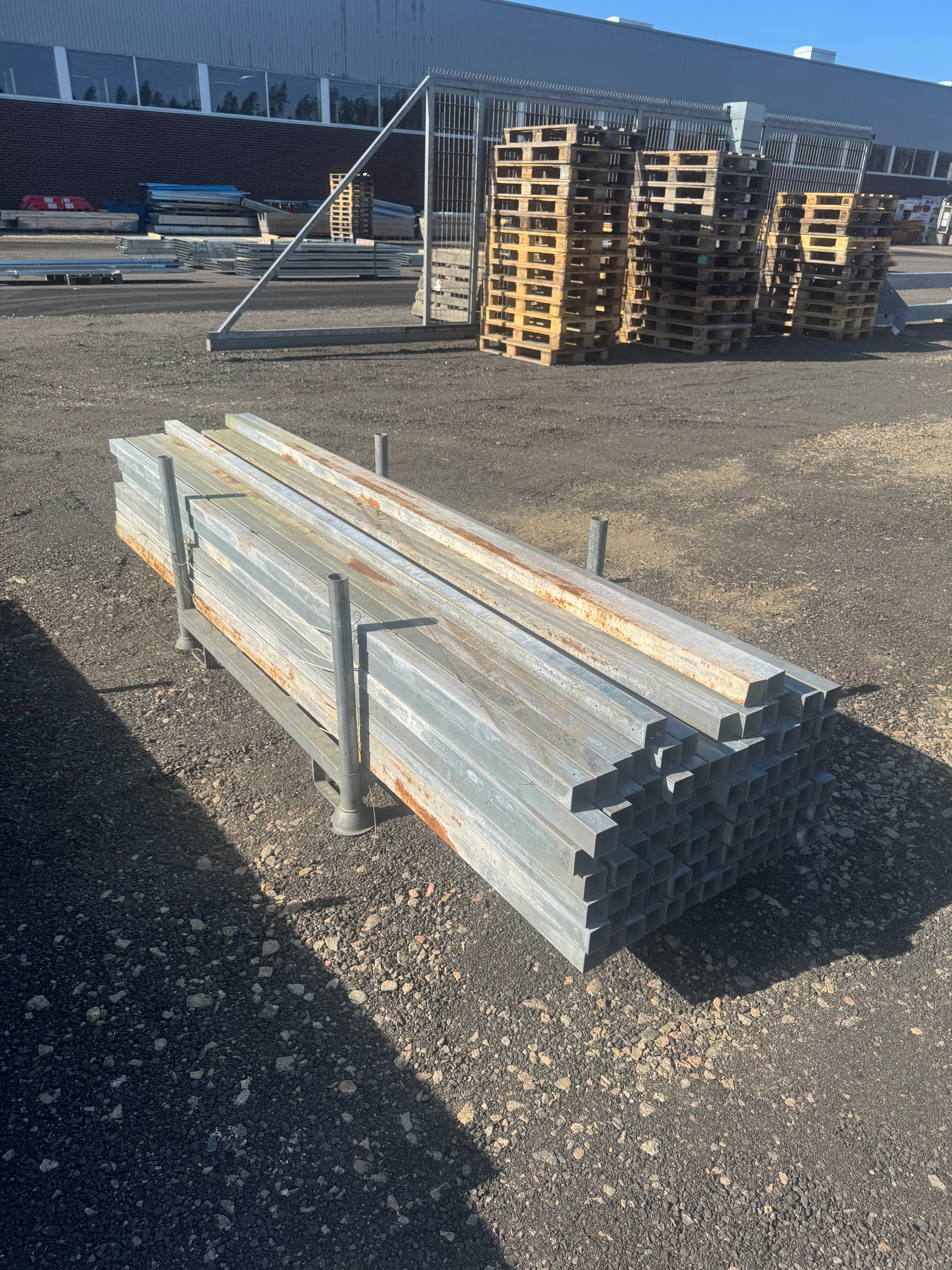 Staketstolpar 50x50mm rostiga 93st