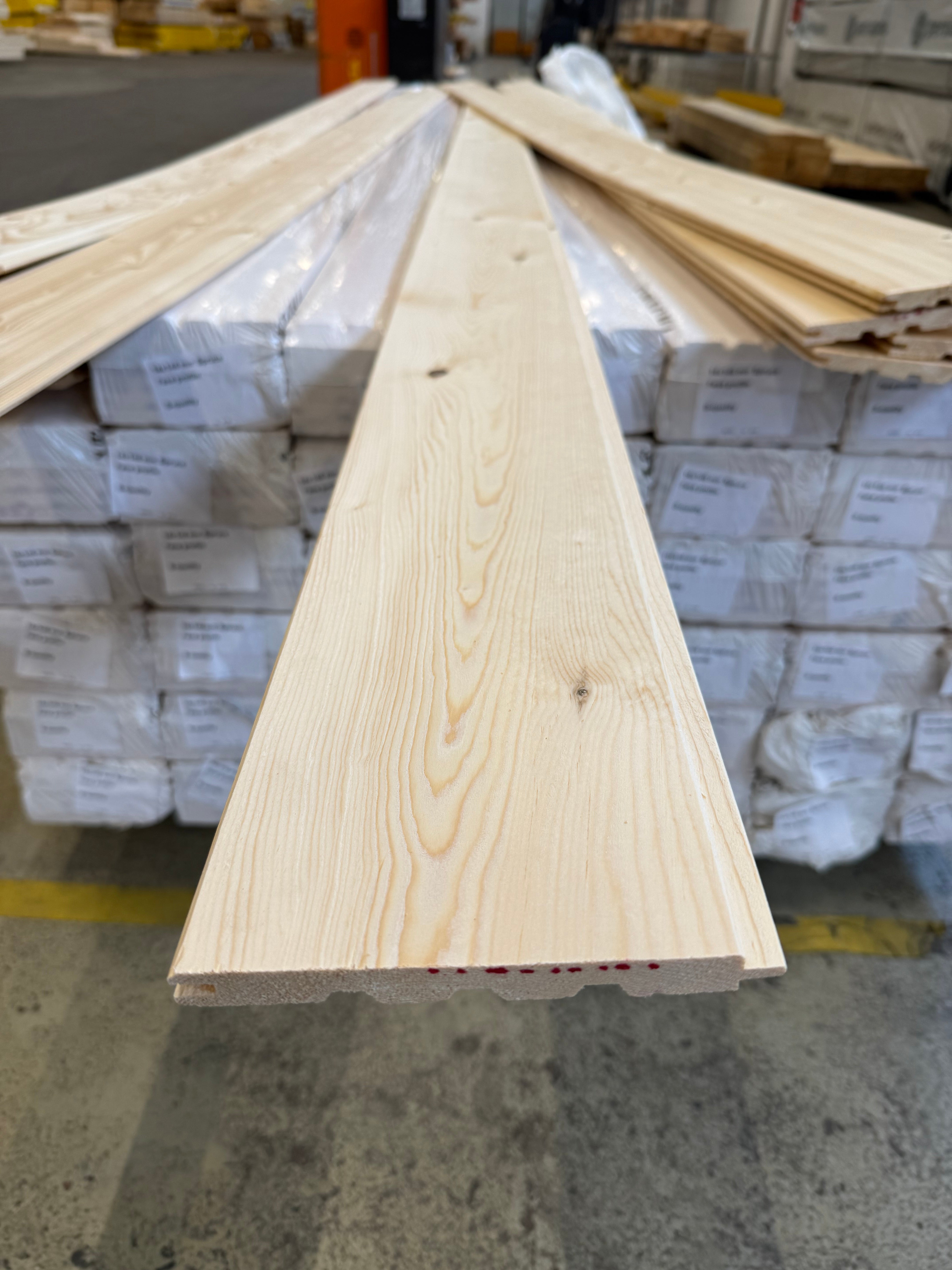 Innerpanel Fasspont 13,5x145mm – B-sortering (Gran, Obehandlad)