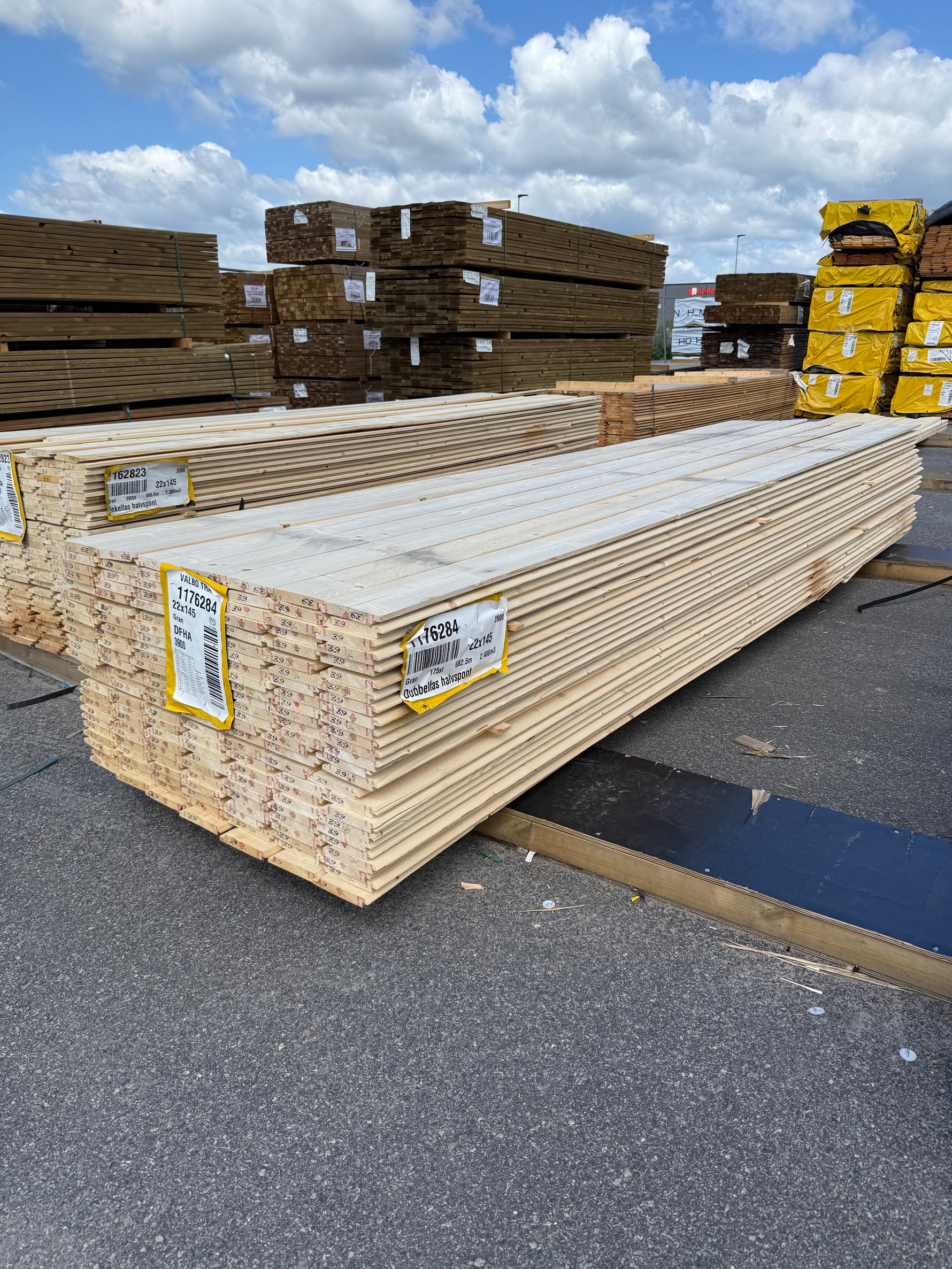 Paket Ytterpanel Dubbelfas Halvspont 22x145mm, 175st 3,90m