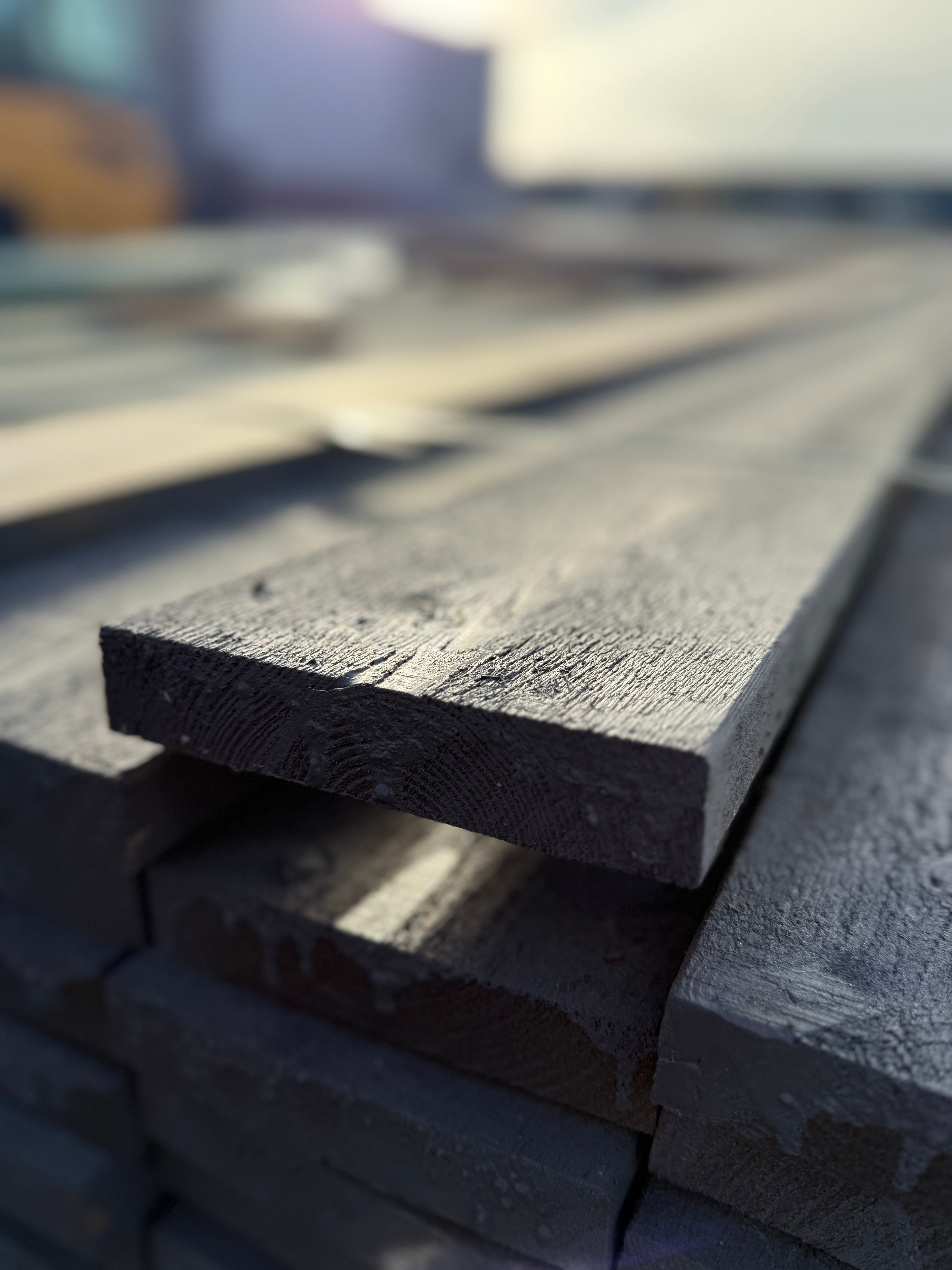 Paket Finsågad Bräda 28x145 mm – 19 st (4,80 m, Målad NCS S 6500-N)