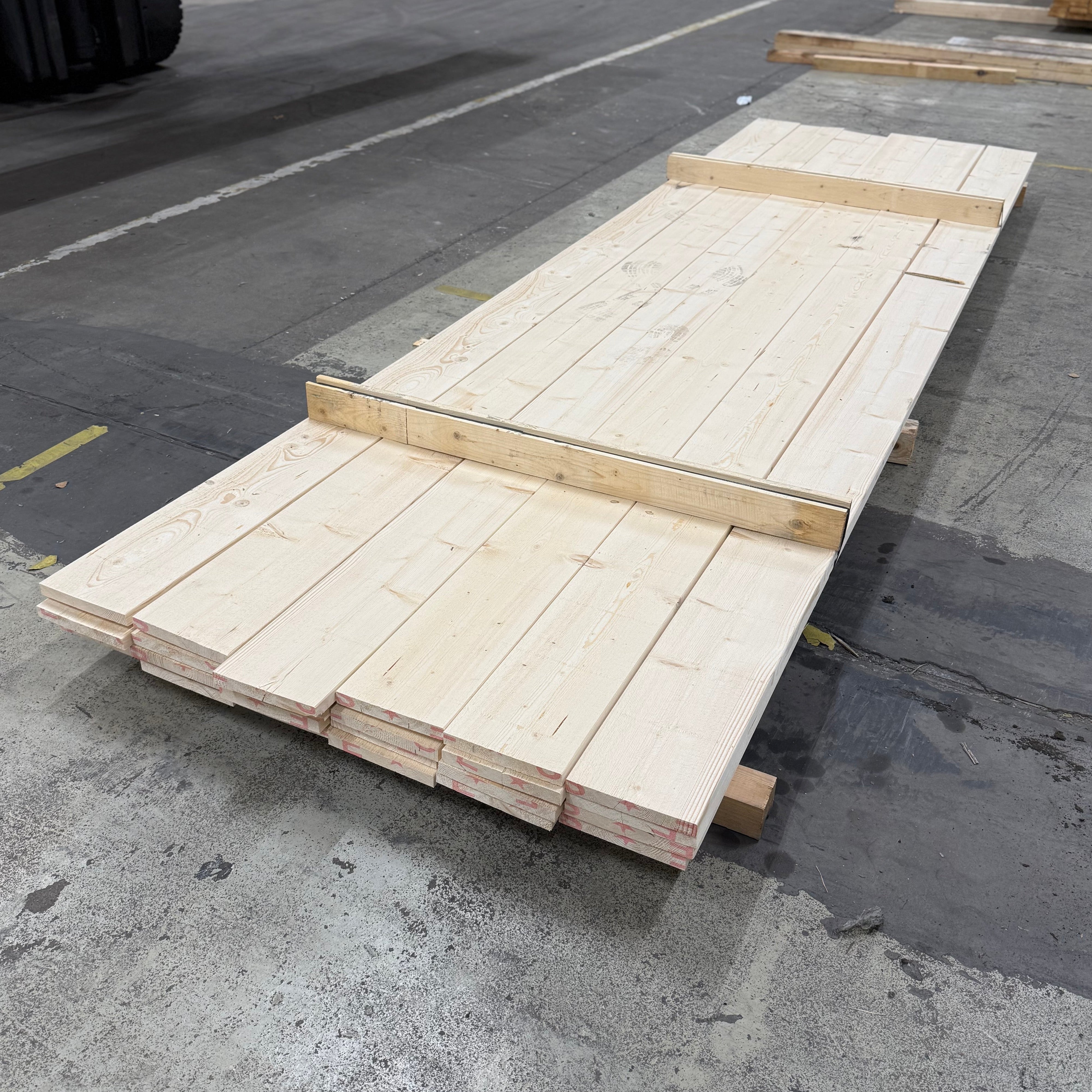 Paket Brädor 22x170mm 3.60m 24st gran (Revor)