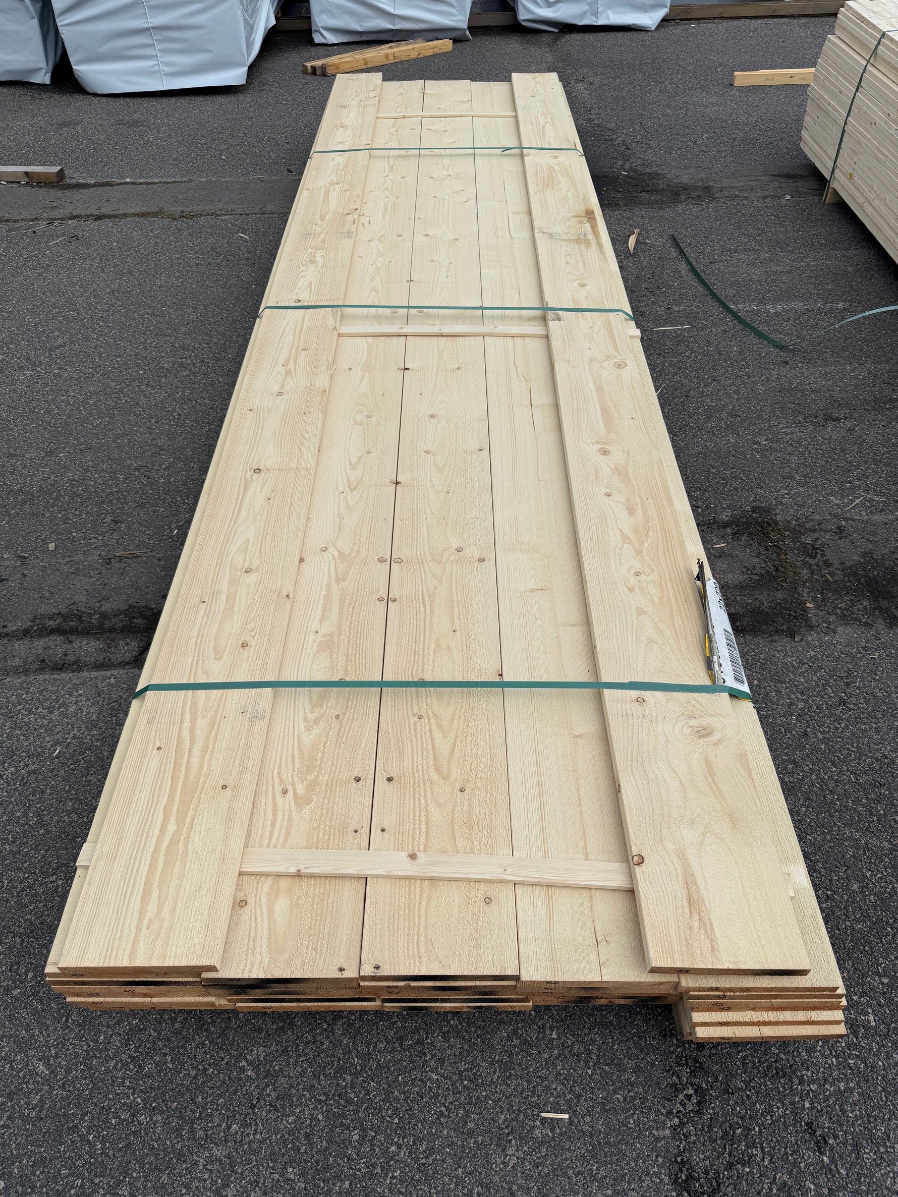 Paket Finsågade Brädor 22x220 mm – 4,20 m 52st (Obehandlad)