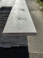 Paket Finsågade Brädor 22x145mm 3,90m 148st Grundmålade