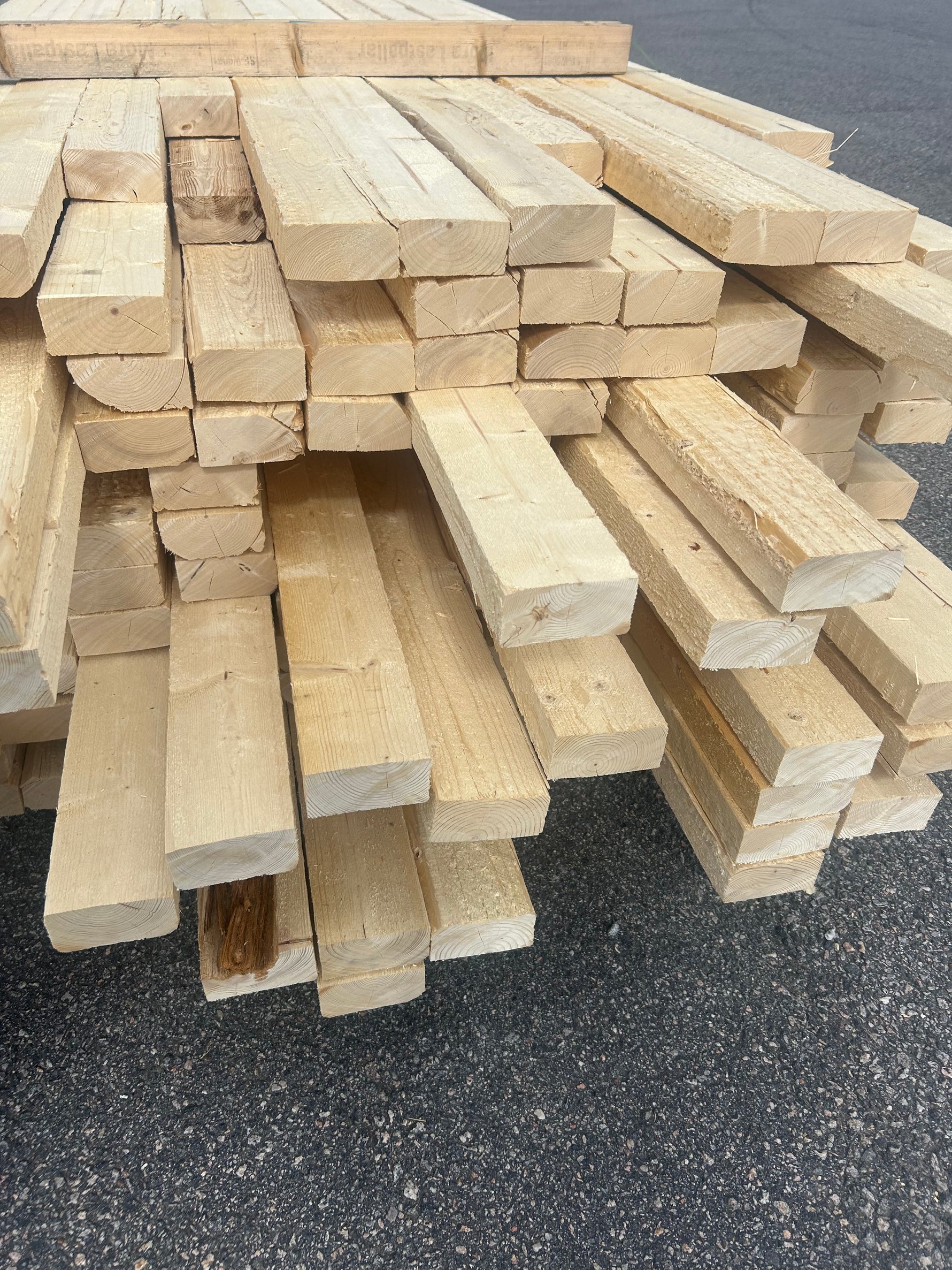 Paket Reglar 45x90mm 2,70-3,90m 144st Ohyvlat