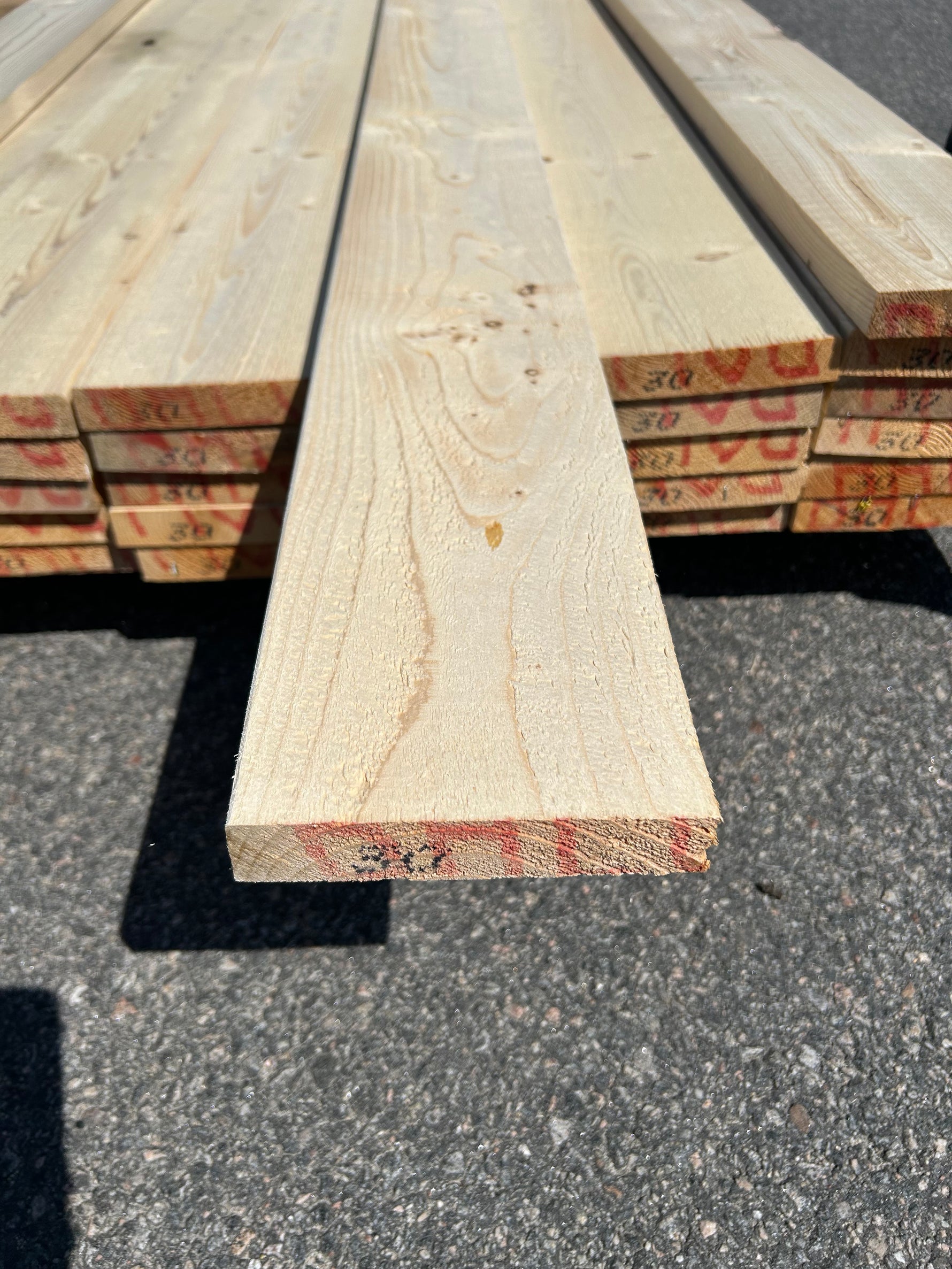 Paket Finsågade Brädor 28x145mm 3.0m 38st Obehandlade