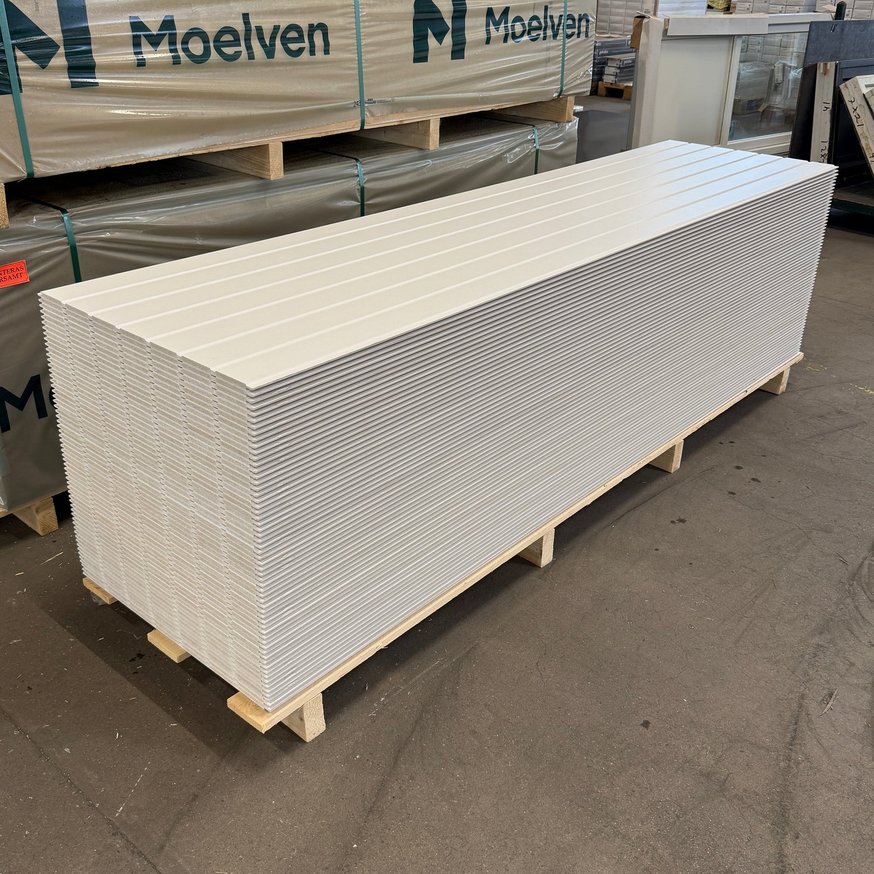 Panel Moelven Regina Klassisk vit