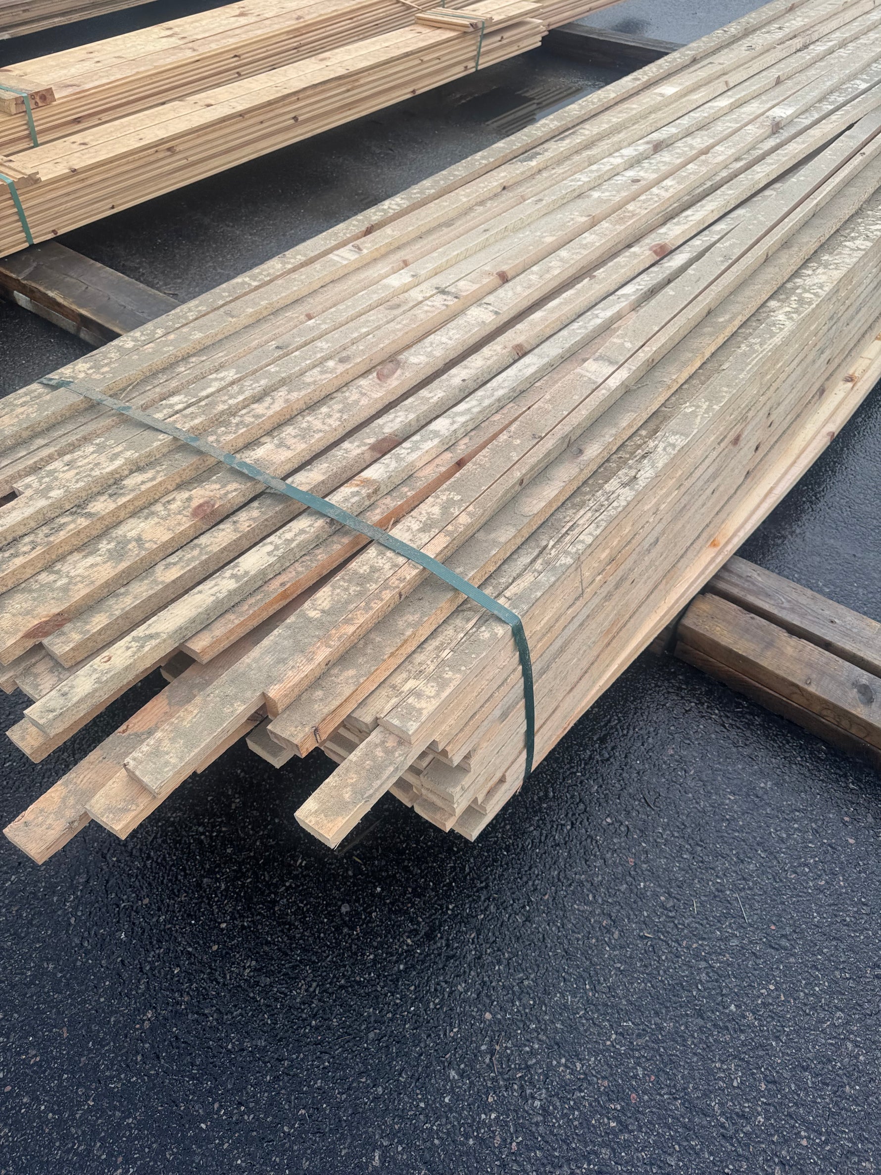 Paket Läkt 19x52 – ca 320 st (4,2–4,5 m, ohyvlade) - Spirec