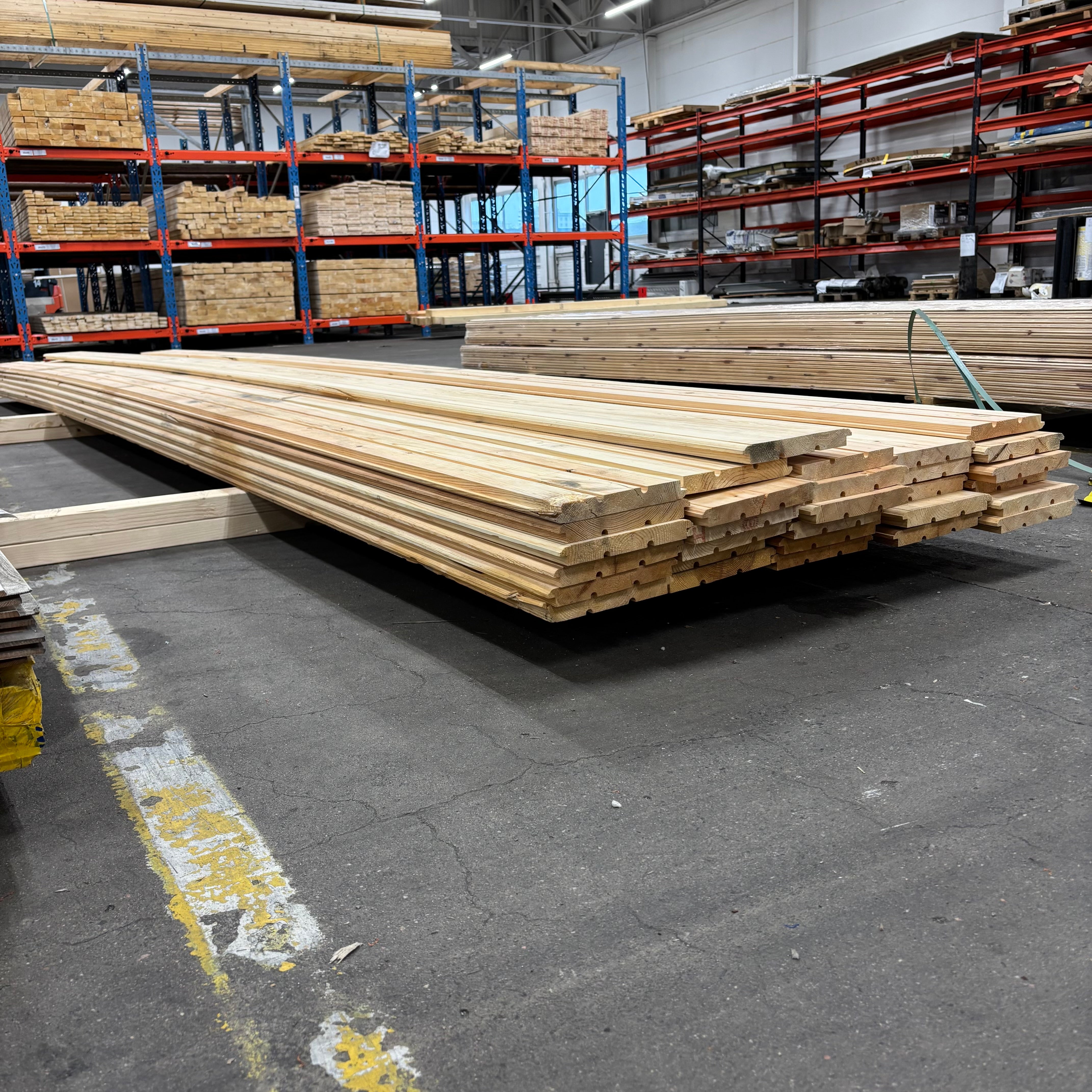 Paket Furu Lockpanel 24x195mm 30st 5.10–5.40m