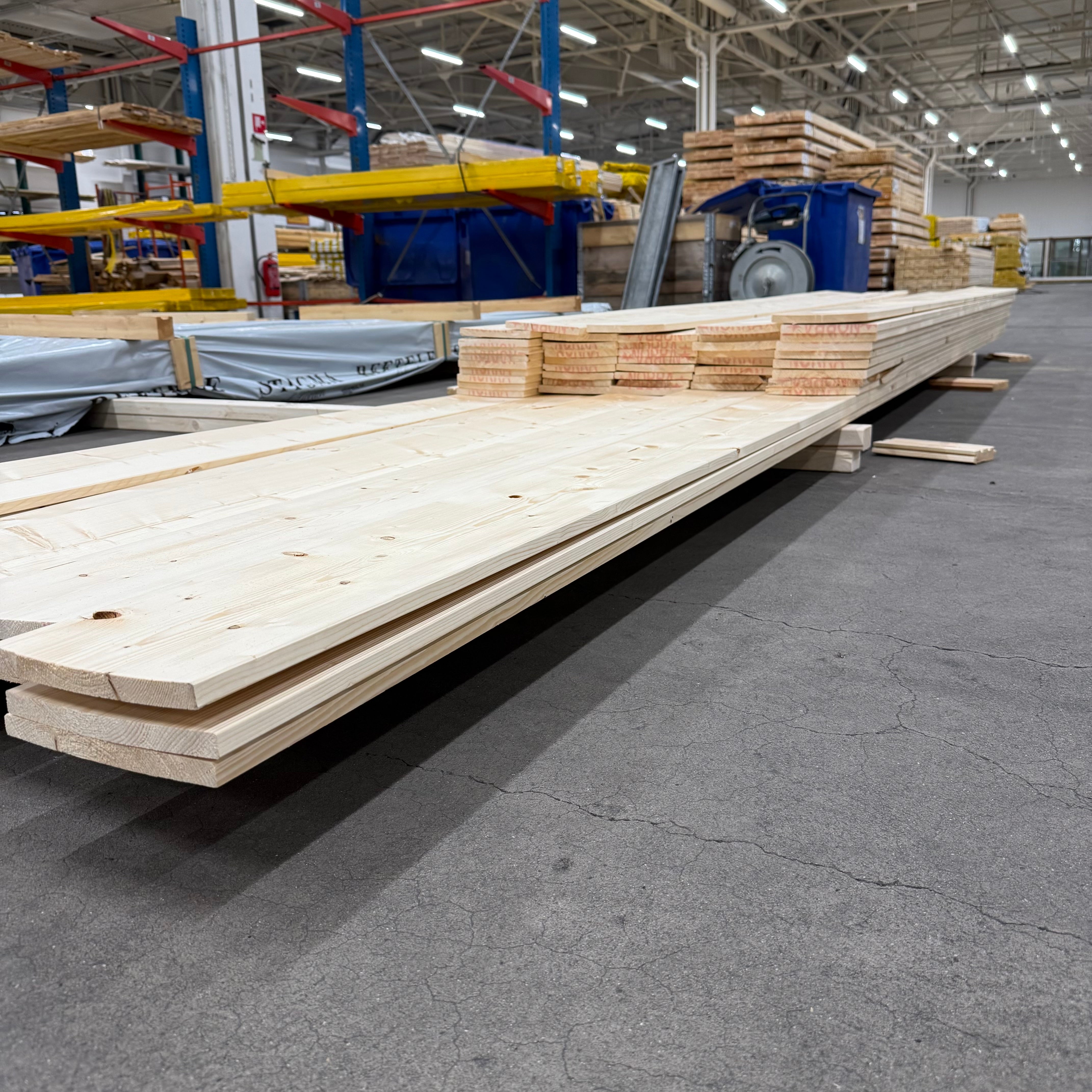 Paket Hyvlade Brädor 18x195mm – 56 st (3,3–5,5 m, gran, utskott)