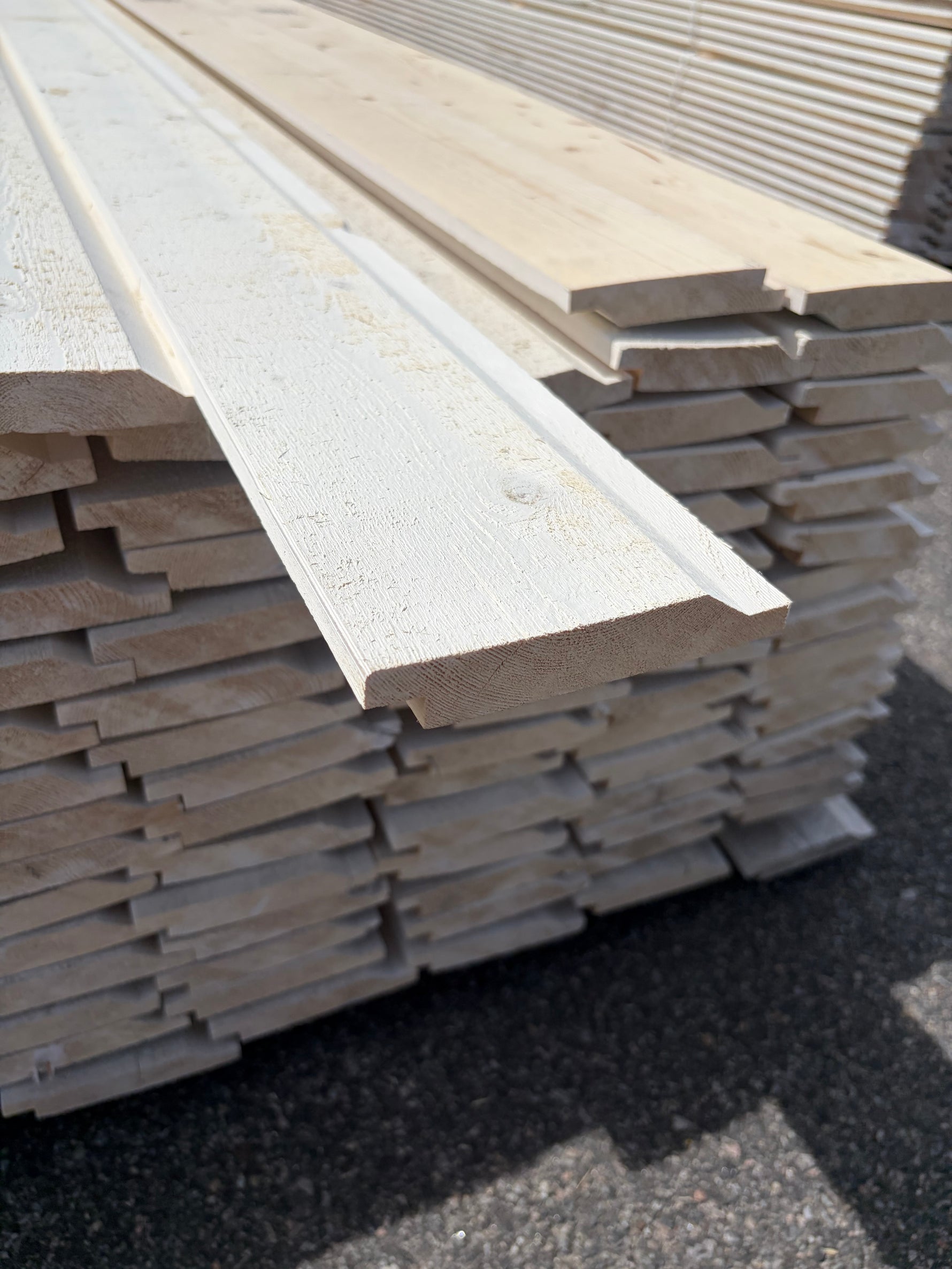 Paket Ytterpanel Enkelfas Halvspont 22x120mm, 134st 5.10m Grundmålade