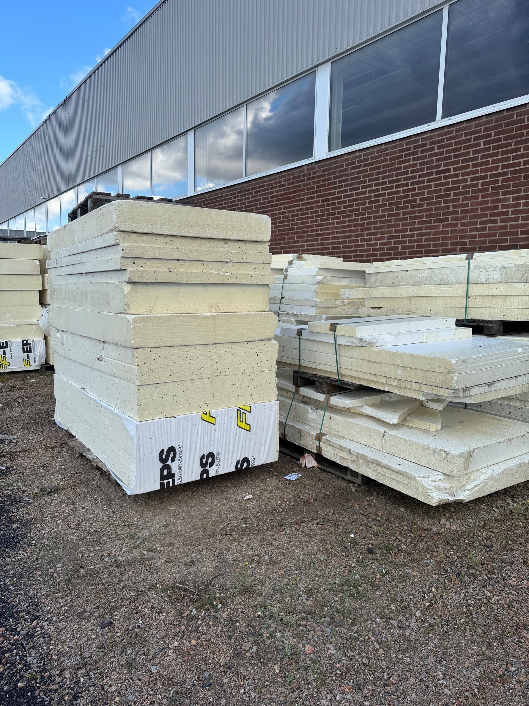 Stort blandparti Cellplast – Blandade mått och tjocklekar