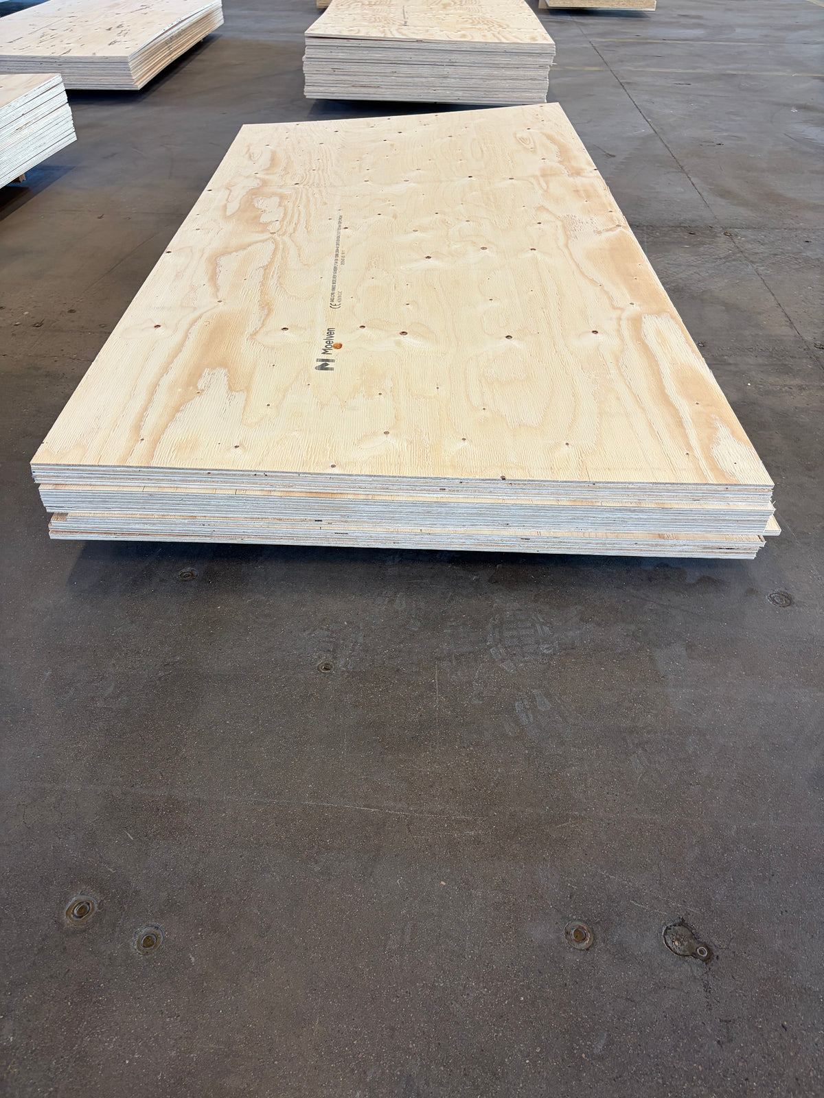 Paket Konstruktionsplywood 12×1200×2400 mm – 11 st